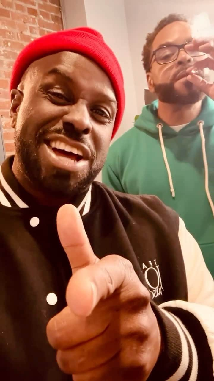 ファンクマスター・フレックスのインスタグラム：「@RZA ? LOOK WHO I BUMPED INTO ? THE WORLDS GREATEST RAP GROUP @WUTANGCLAN IS COMING TO MADISON SQUARE GARDEN! @methodmanofficial  HOT97 / WBLS PRESENTS! THE HIP HOP FOREVER CONCERT! FRESH FEST ENERGY! 50 ANNIVERSARY OF HIPHOP!」