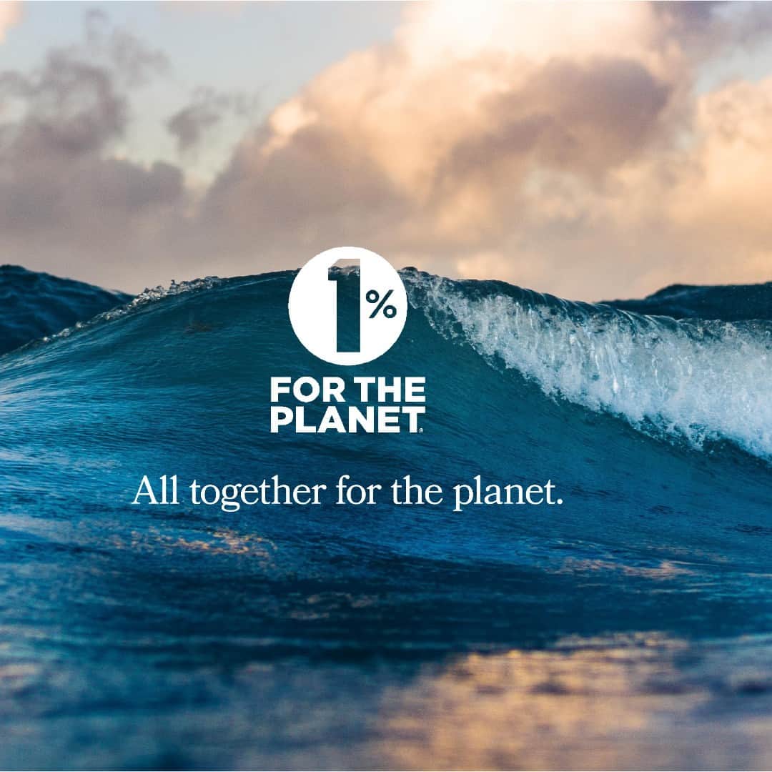 トゥミさんのインスタグラム写真 - (トゥミInstagram)「This Earth Day we have sustainability top of mind.   As part of our initiative to be more sustainable, one percent of proceeds from the 19 Degree Polycarbonate collection, which are in part made from recycled materials, will support environmental causes 🌍  #TUMI」4月23日 5時25分 - tumitravel