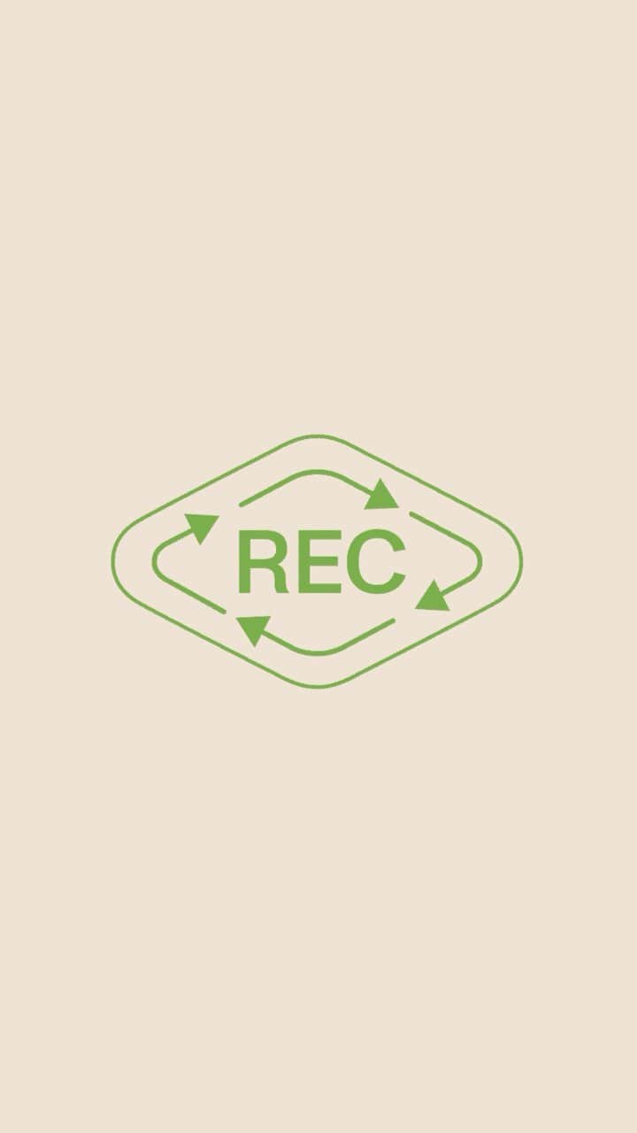 MZウォレスのインスタグラム：「REC: Recycled. Eco-friendly. Clean. Have you noticed this symbol on our site? It marks the signature nylon bags that are made from 100% recycled materials (aka, almost all of them.) Head to our stories to learn more about our sustainable efforts ♻️」