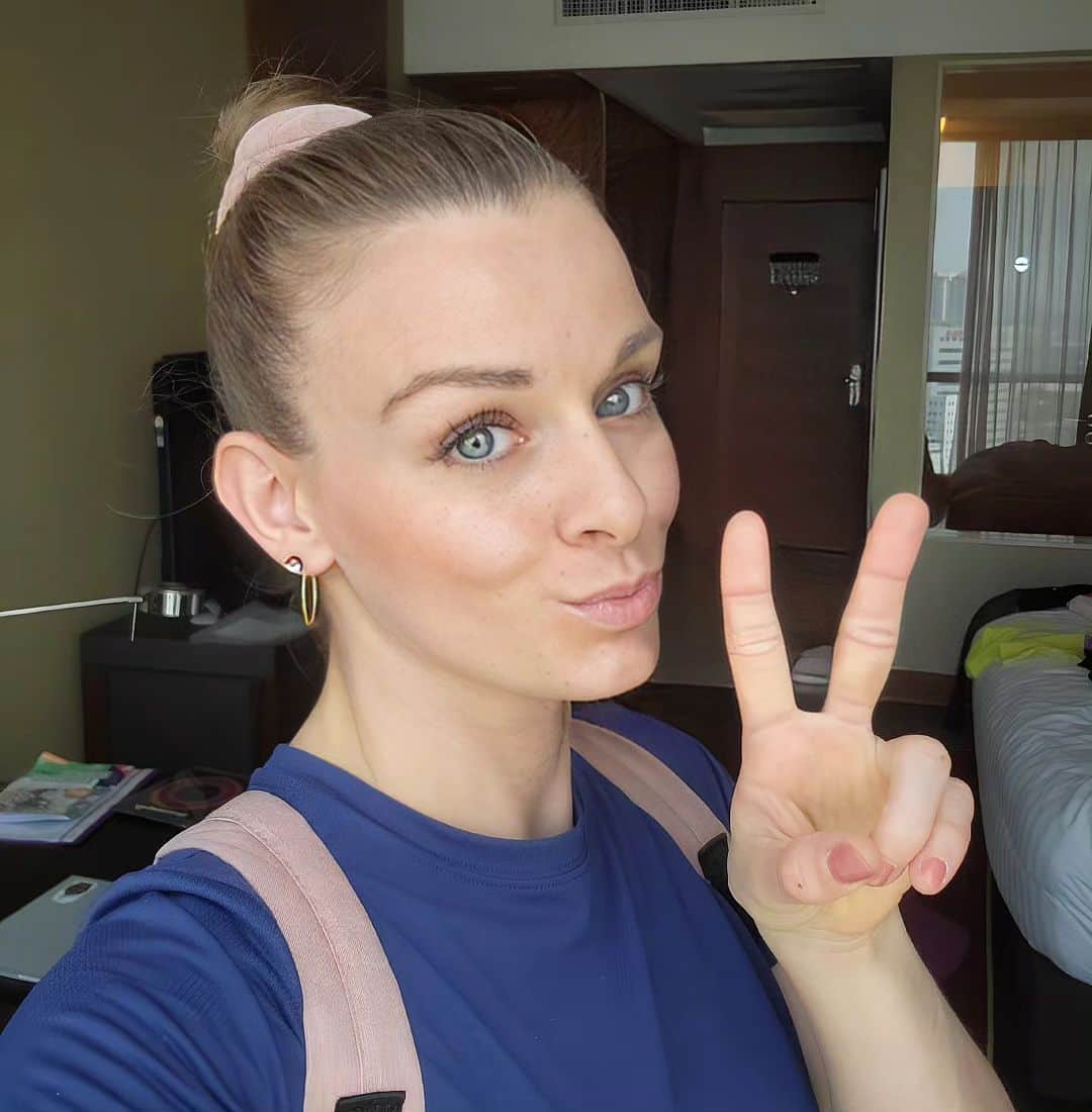 DE NUTTE Sarahのインスタグラム：「Thank you everyone for the 10k followers 😘 I really appreciate your support ❤」