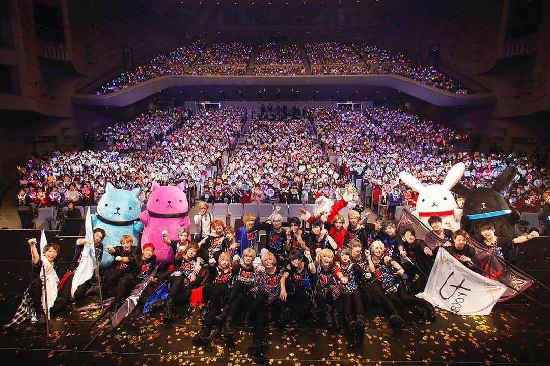 秋葉友佑のインスタグラム：「ツキステ。7周年おめでとうございます🌙✨ありがとうございます！！」