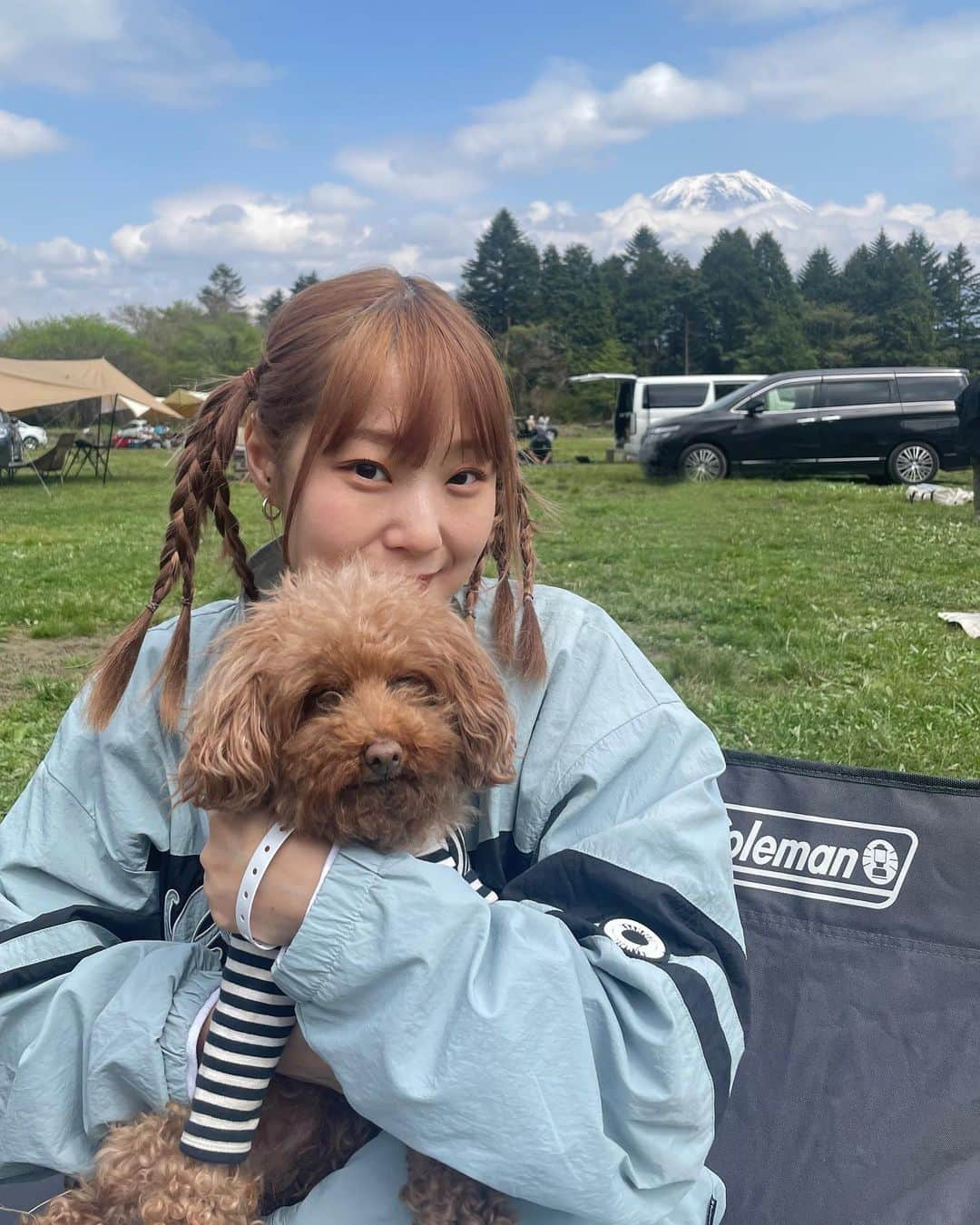 おかもとえみのインスタグラム：「友達のわんちゃん🐶飼いたい」