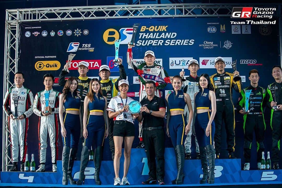 Toyota team thailandさんのインスタグラム写真 - (Toyota team thailandInstagram)「🏆🚗TGRTT x Thailand Super Series R.1&2 🔥ท่ามกลางอุณหภูมิที่ร้อนระอุของเมืองไทย เกมส์การแข่งขันยิ่งร้อนแรงกว่า ลุ้นมันส์บีบหัวใจทั้ง 2 race❤️‍🔥 กับสนามเปิดฤดูกาลแข่งขันรถยนต์ทางเรียบ วันที่ 21-23 เมษายน นี้ สนามช้าง อินเตอร์เนชั่นแนล เซอร์กิต จ.บุรีรัมย์ TGRTT รวมพลังทำผลงานได้เป็นที่น่าพอใจ ทั้งรถทั้งคน ทำเต็มที่สุดความสามารถ กับรถแข่ง 5 คับ ในการแข่งขันทั้ง 5 รุ่น  🏆🚗#24  Class: Super Car GTM Driver: MadCow Nattavude C. Race Car: Lexus RC-F GTM Race 1: 3rd Race 2: WINNER  🚗#19 Class: Super Car GT3  Drivers: Man Nuttapong H. & Ton Manat K.  Race Car: Lexus RC-F GT3 Race 1: 4th Race 2: 2nd 🚗#19 Class: Super Car GT4 Driver: arto Suttipong S.  Race Car: Toyota Supra GT4 Race 1: DNF Race 2: 3rd in class 🚗#69 Class: Super Car GTC Driver: Glarr Kris V. Race Car: Toyota Supra Race 1: 6th Race 2: DNS 🚗#19  Class: Super Compact Driver: Na Dol V. Race Car: Toyota Yaris E-Fuel Carbon Neutral  Race 1: 11th Race 2: 12th」4月23日 18時51分 - toyotagazooracingteamthailand
