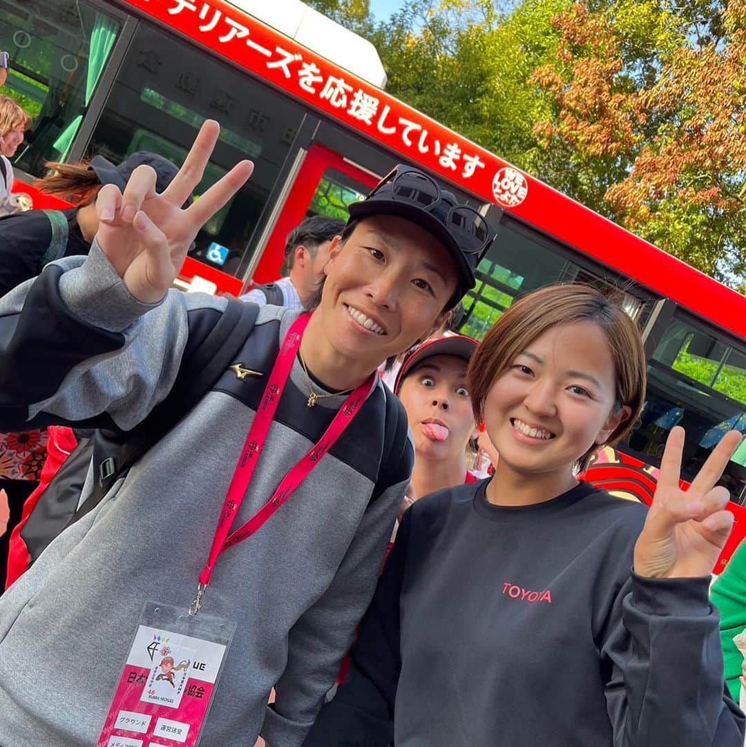 山田恵里さんのインスタグラム写真 - (山田恵里Instagram)「🥎豊田大会🥎 いっぱい写真撮れて幸せ🥹💕🫶 みんな輝いてる🥹👏 ソフトボール最高🥹👏  #念願のポーター様  #カーヤ様も嬉し過ぎる  #バッバかわいい  #この2人見てたらソワソワする  #ねし頑張って痩せようね  #本番めちゃくちゃ強い子  #中学生の時から知ってる子  #すっごい真顔ね  #ルーティンちゃんとやって  #こちらも真顔ね」4月23日 18時53分 - eriyamada19