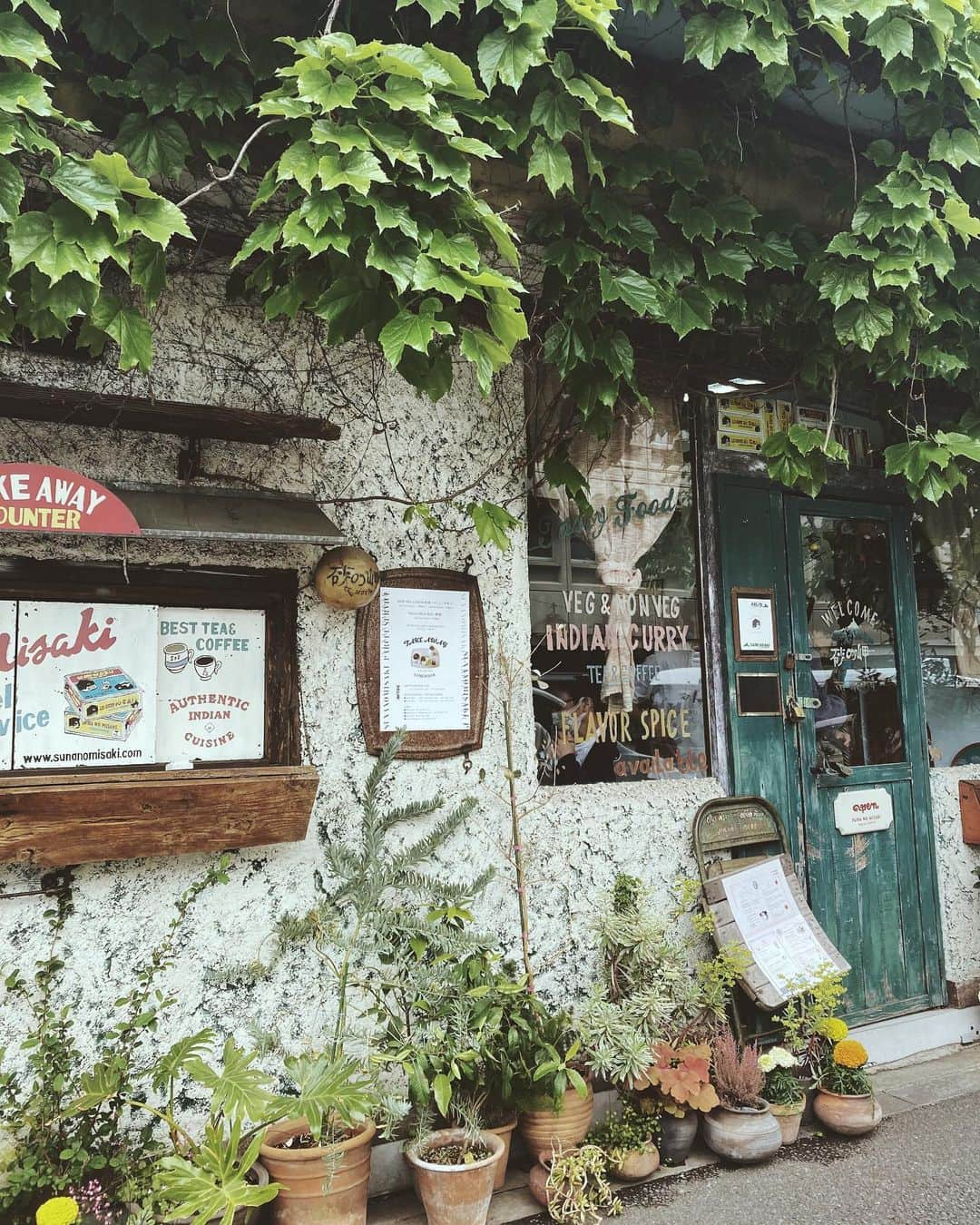 松田珠希さんのインスタグラム写真 - (松田珠希Instagram)「桜新町の砂の岬さんで、 ムンバイミッドモーニング。 美味しい楽しい異国感。  #砂の岬　#桜新町」4月23日 11時07分 - tamakimatsuda11