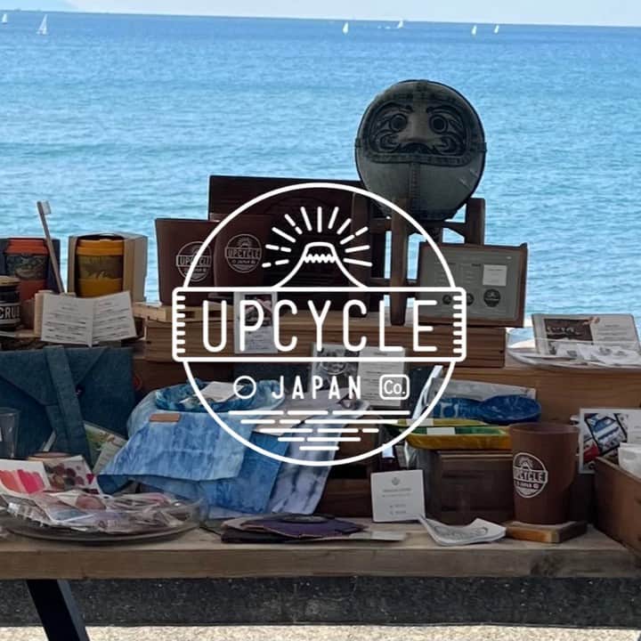 ナショナル ジオグラフィック TV (JP)のインスタグラム：「【WORKSHOP】美しき海を次世代へ。私たちがとるべき行動を体験。 古くなったモノや捨てられるモノに、新たな価値を与えて息吹を吹き込む「アップサイクル」活動を行うUPCYCLE JAPAN®協力の元、ワークショップを開催中。@upcycle.jp   さぁ、私たちの海に会いにいこう。  潮風と共に海を知り、感じ、学ぶ2日間限定の体験型イベント開催 アースデイ WITH ナショナル ジオグラフィック OCEANS TOMORROW  🗓️4月23日(日)11:00AM-8:00PM 📍横浜 象の鼻テラス・象の鼻パーク (入場無料・予約不要)  【TALK】海洋生態系をテーマにストーリーを通じて海を知る  DAY2: フィルムメーカー バーティ・グレゴリー WITH 甲斐まりか、横山泰介  【FILM】迫力満点！大画面で臨場感あふれる映像作品を楽しもう DAY2:『バーティのハイテク・アドベンチャー』 野生動物の驚異的な映像を捉える若き映像作家の姿を追う。  【MUSIC】海が似合うアーティストが奏でるライブステージを開催。 DAY2: bird  【ART】ケモノシリーズが横浜に。特別に海洋生物をイメージしたアートを初披露。 ART: CANDLE JUNE  #ナショジオアースデイ」