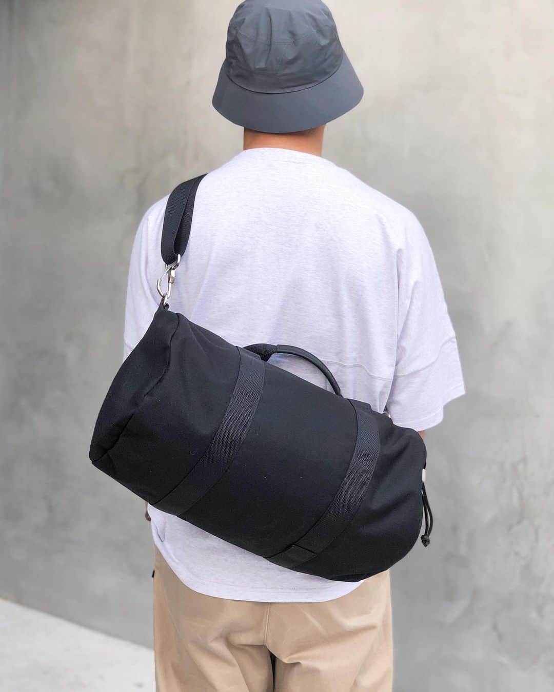 Thenatures Nollyさんのインスタグラム写真 - (Thenatures NollyInstagram)「. Aeta/BOSTON M . HAT-#goldwin TOPS-#welcomeraintokyo PANTS-#DCDT . @nollyandthenatures . #tottori #鳥取県 #鳥取市 #川端 . #Aeta」4月23日 11時20分 - nollyandthenatures