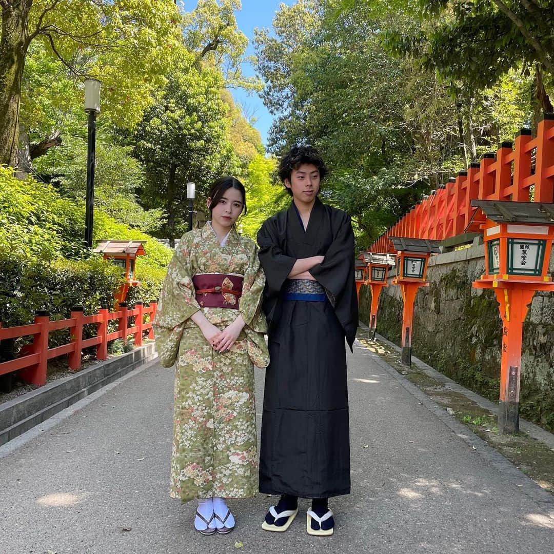 原宿シカゴさんのインスタグラム写真 - (原宿シカゴInstagram)「#原宿シカゴ京都店 .  👘　和物　👘 原宿シカゴ京都店では 浴衣や着物、帯や着物小物など男女共に 種類豊富に取り揃えております🙆🏽‍♀️  暖かくなったこの時期に、着物を着てお出かけしてみませんか〜🌷 皆さまのご来店、お待ちしております🫰🏼  原宿シカゴ京都店 〒604-8061 京都府京都市中京区寺町通六角下る式部町258番地 ℡075-212-5391 営業時間 11:00〜20:00  . #harajukuchicago#used#usedclothig#vintage#kyoto#kyototravel #原宿シカゴ#古着屋#京都#京都古着屋#京都古着#京都観光#河原町#寺町#寺町商店街#古着mix#古着コーデ#着物#浴衣#和物#kimono#kimono style#kimonocardigan#yukata」4月23日 11時43分 - harajukuchicago_official