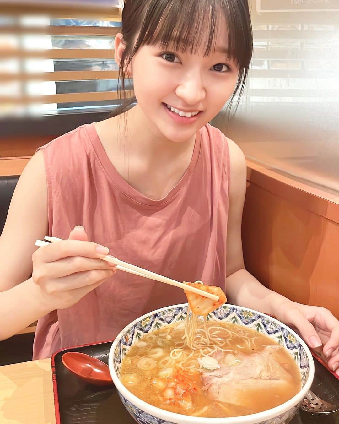 前野えまのインスタグラム