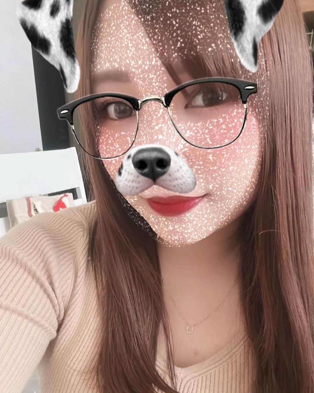 R!Nのインスタグラム：「素敵なネックレスをいただきました✨ シンプルで大人っぽい☺️  @thelimely #LIMELY #ライムリー #肌に優しいアクセサリー #つけっぱなし #金属アレルギー対応 #316l #サージカルステンレス #ちょっとしたプレゼント」