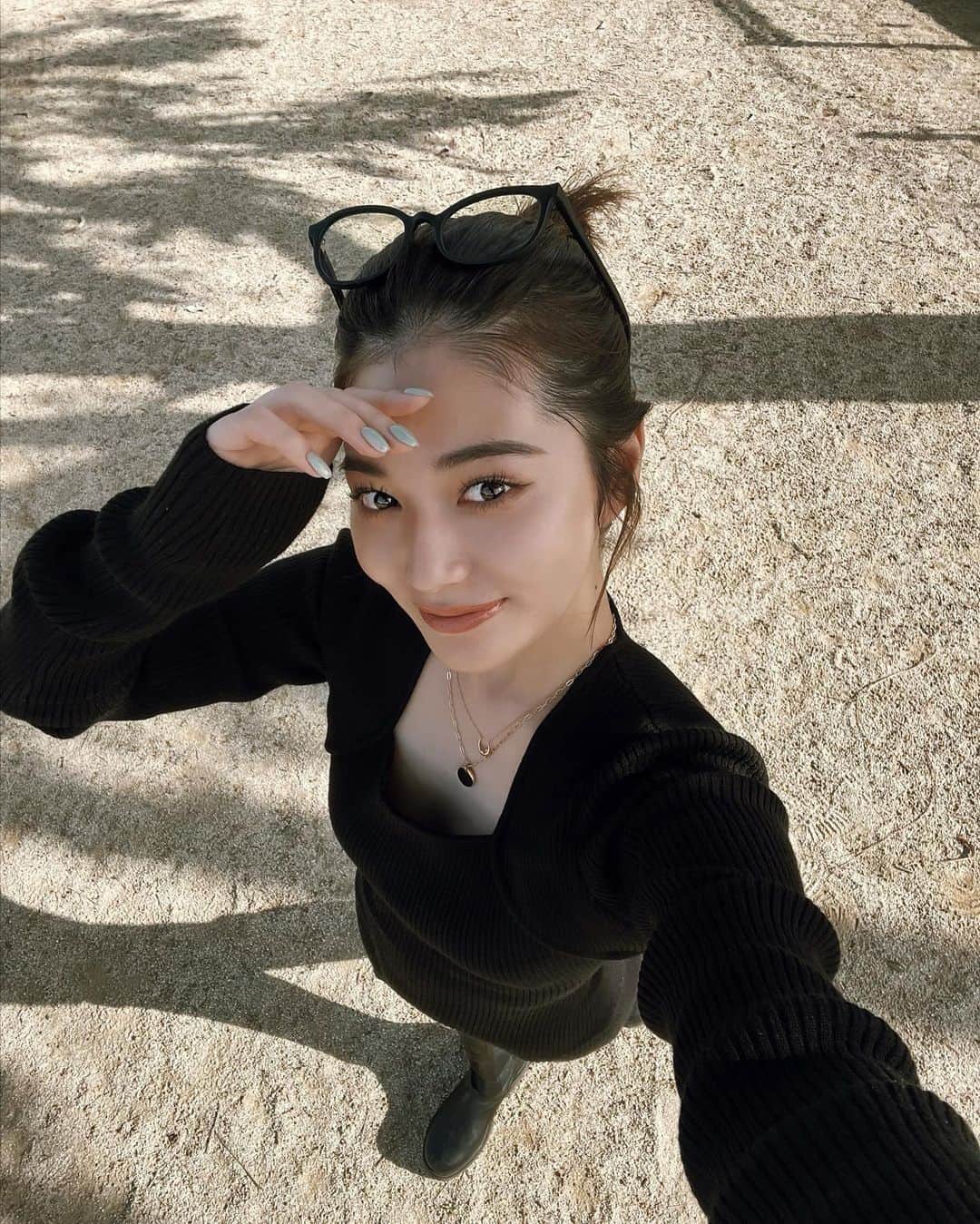 浪花ほのかのインスタグラム：「真っ黒の日🖤🖤👌🏻」