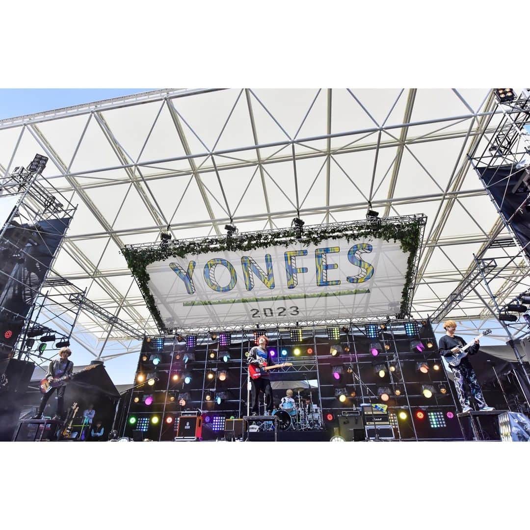 KEYTALKのインスタグラム：「・ 📍4/9 YON FES 2023  photo by @azusatakada_photographer」