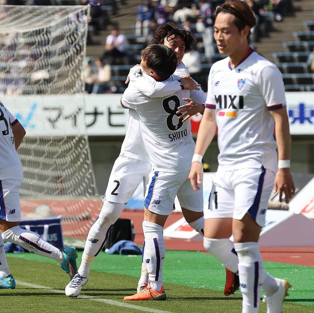 FC東京オフィシャルグッズさんのインスタグラム写真 - (FC東京オフィシャルグッズInstagram)「🔵🔴 vs #サンフレッチェ広島   勝利への道を切り開いたふたり。  @fctokyoofficial  #安部柊斗 #中村帆高  #FC東京 #fctokyo #tokyo」4月23日 14時42分 - fctokyoofficial