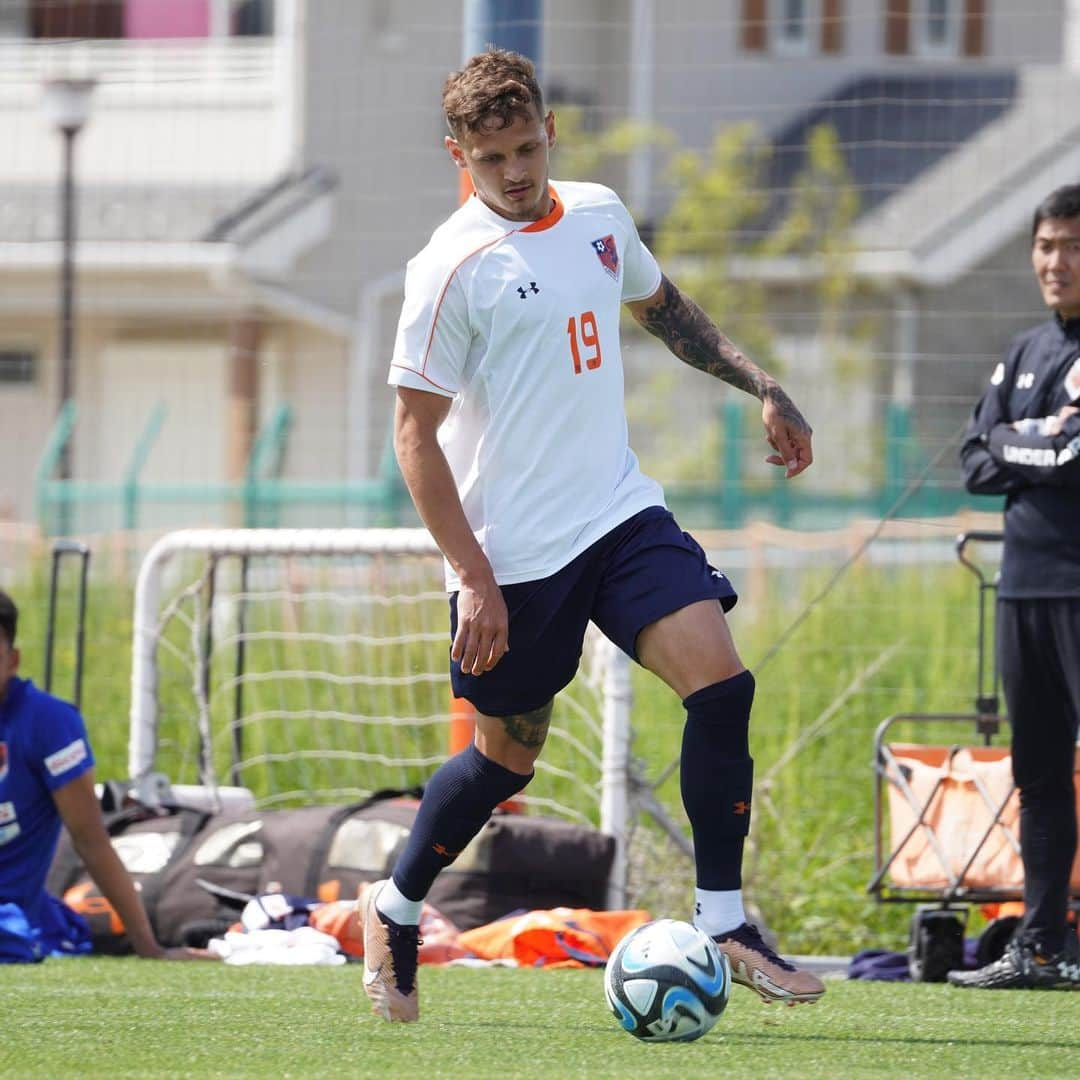 大宮アルディージャさんのインスタグラム写真 - (大宮アルディージャInstagram)「. 本日のトレーニングマッチ⚽️💪  #大宮アルディージャ #ardija #Jリーグ #岡庭愁人 #大森理生 #大山啓輔 #室井彗佑 #大橋尚志 #山崎倫 #三幸秀稔 #アンジェロッティ #クラブ公式SNSパートナーREECH」4月23日 16時12分 - omiya.ardija