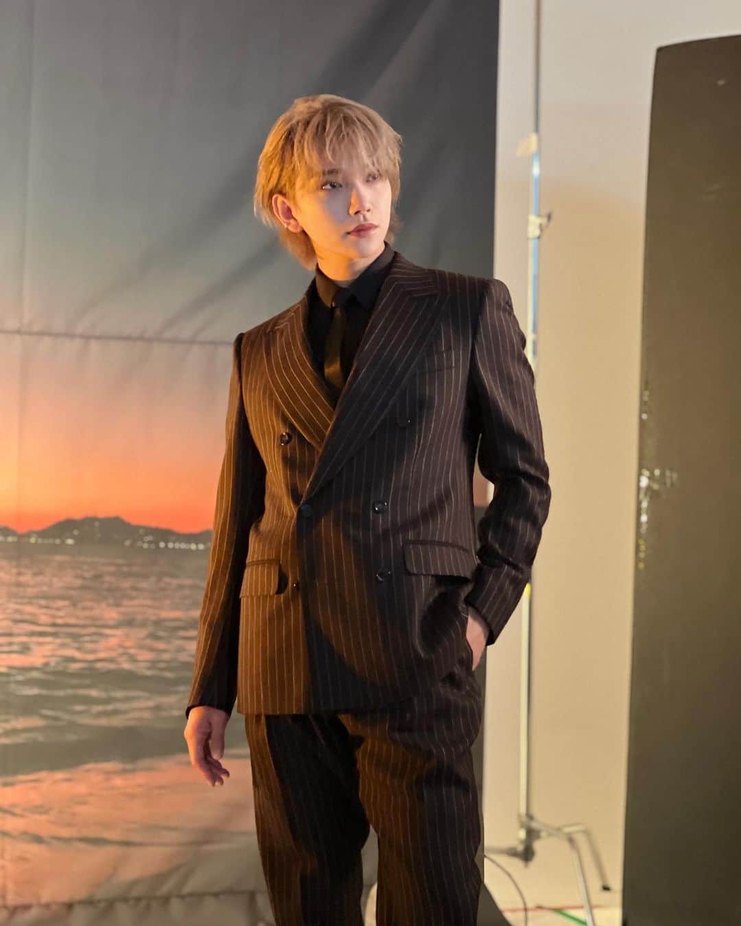 のインスタグラム：「@cosmopolitankorea 💙」
