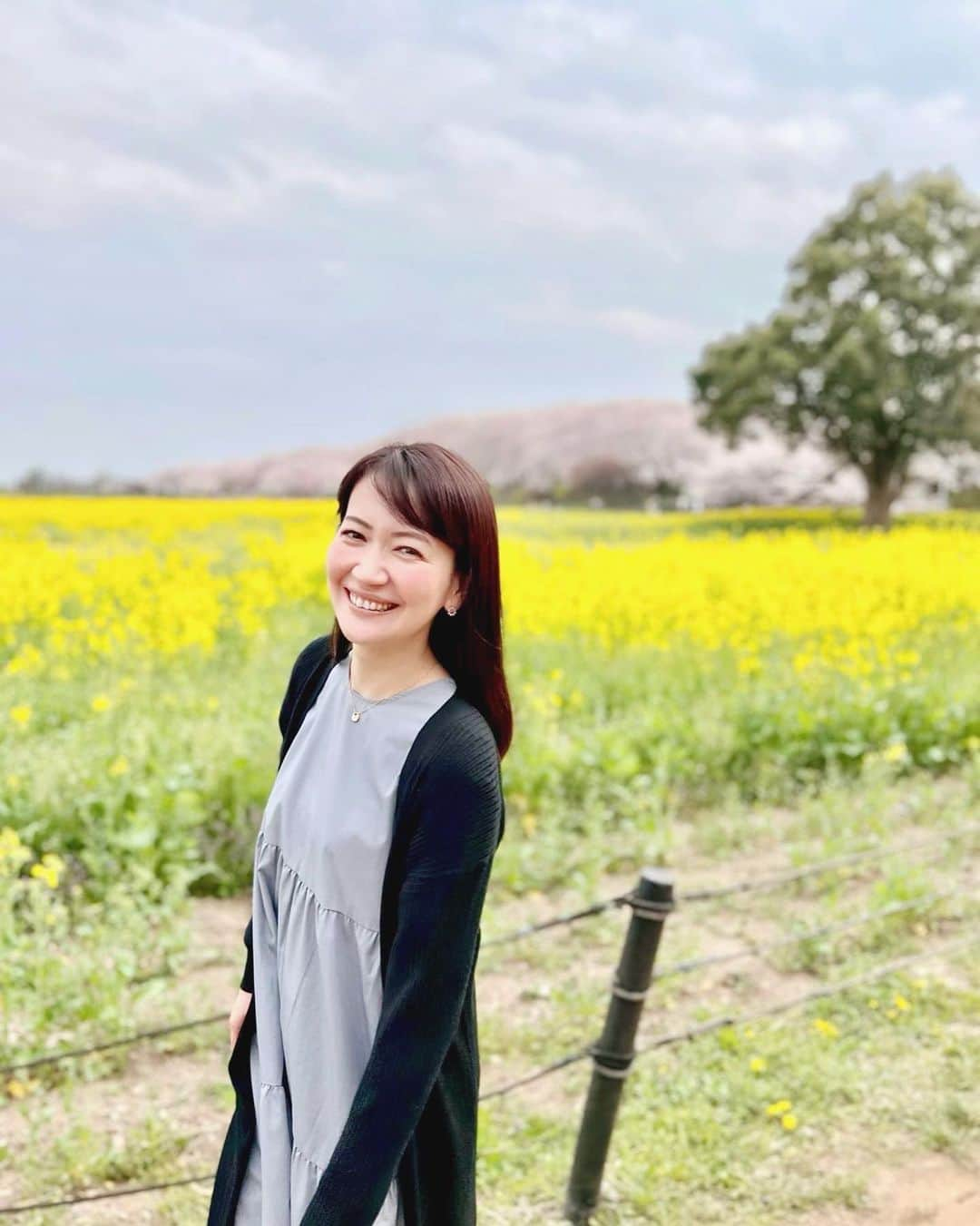 小倉星羅さんのインスタグラム写真 - (小倉星羅Instagram)「春というか、もう夏ですね🌼  落ち着くかと思ったら、 落ち着かない日々をすごしています🤷🏼‍♀️  なので、去年のお出かけを…🚗  加須市に女子センバツを観に行ったら みつけた桜並木🌸  #いまさら桜シリーズ  #権現堂桜 #女子センバツ の後にはぜひ #wherewasseira」4月23日 16時43分 - seira_ogura