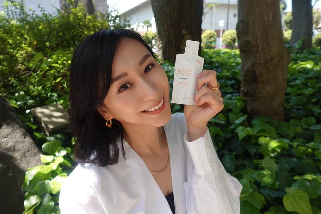 浅田舞のインスタグラム：「⁡ 飲む美容サプリメント、ビューティーフォーカスコラーゲンプラス🌿 脂質ゼロだと続けやすいですよね😌♫ ⁡ @nuskin_japan  ⁡ #コラーゲンプラス  #コラプラ美肌 #ニュースキン  #pr」