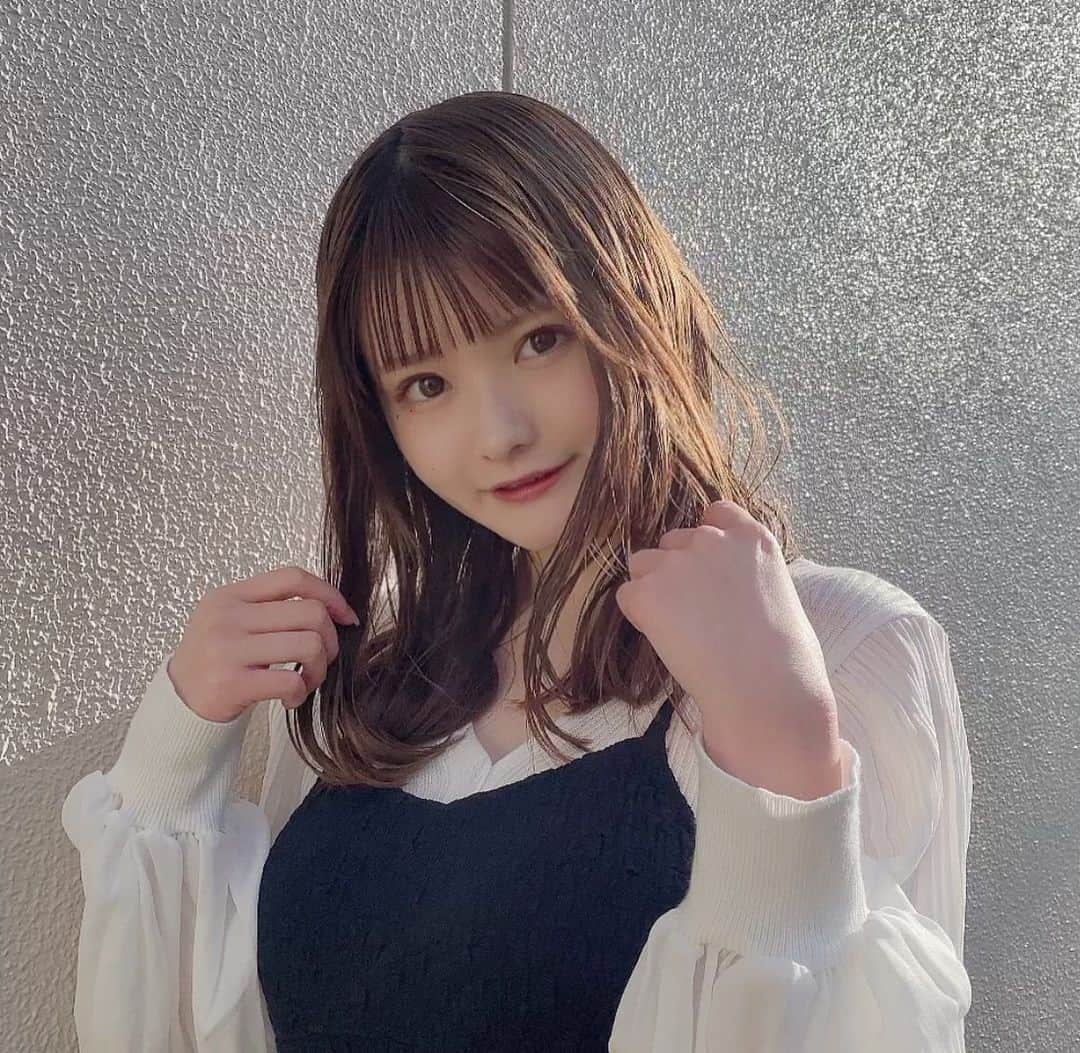 渡邉歩咲のインスタグラム：「最近DSに またハマってる🎮💟 マリオ、ぷよぷよ、チンクル ！ お洋服は @wclosetwearsinc  さん☺️ ・ ・ ・ #wcloset #だぶるくろーぜっと #ダブルクローゼット」