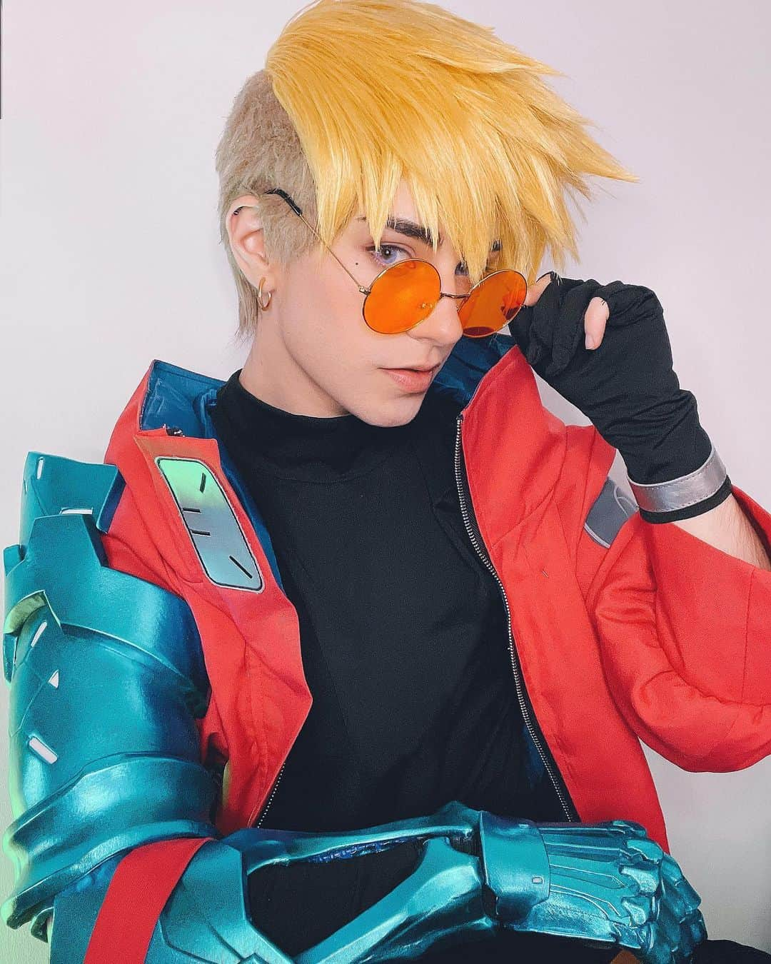 Geheさんのインスタグラム写真 - (GeheInstagram)「VASH IS HERE! #trigun #triguncosplay #vashcosplay #trigunstampede ##trigunstampedecosplay #cosplaycraft」4月24日 3時06分 - geheichou