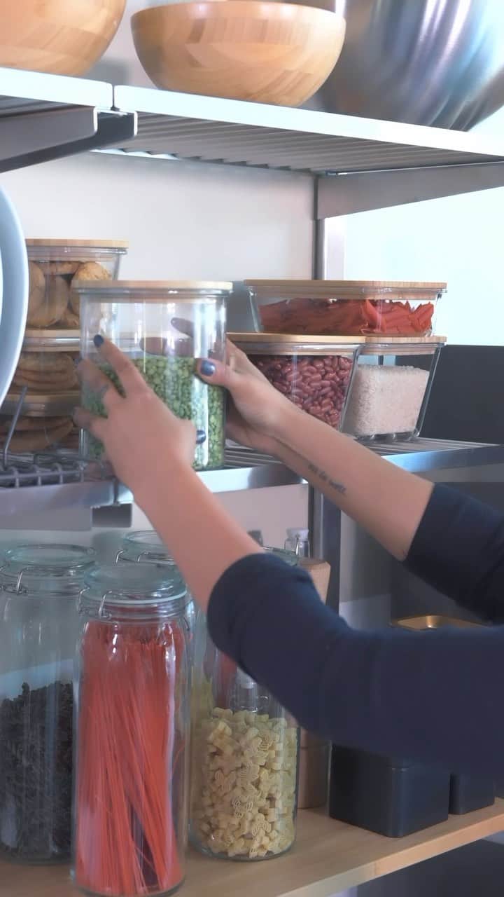 IKEA USAのインスタグラム：「Tidy up your kitchen with #IKEA 365 storage containers starting at $4.99! An organized pantry is music to our ears–turn up the volume and vibe to these soothing sounds. Affordable design, endless possibilities. #organization #storage #kitchen #pantry #food #asmr」