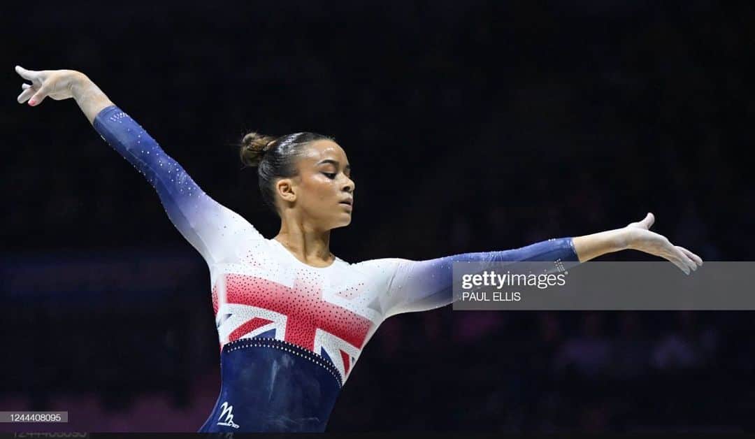 ジョージア・メイ・フェントンのインスタグラム：「🤍🇬🇧」