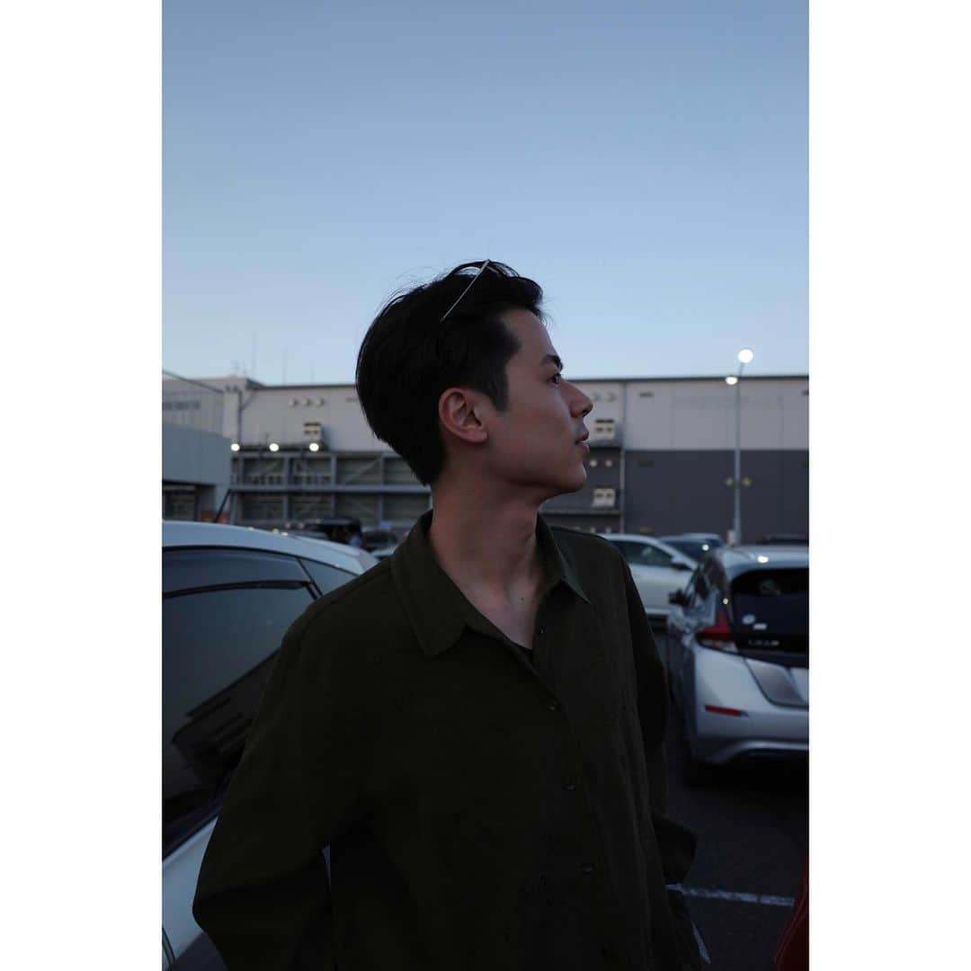 北條慶さんのインスタグラム写真 - (北條慶Instagram)「. 少し肌寒い夜風が気持ち良いですね。。  自然に囲まれて、ゆっくりと焚き火を眺めていたい季節。  皆さんはこの季節、何をして過ごしますか？😌  . #film #filmcamera  #came #portrait」4月23日 19時42分 - hojyo_kei