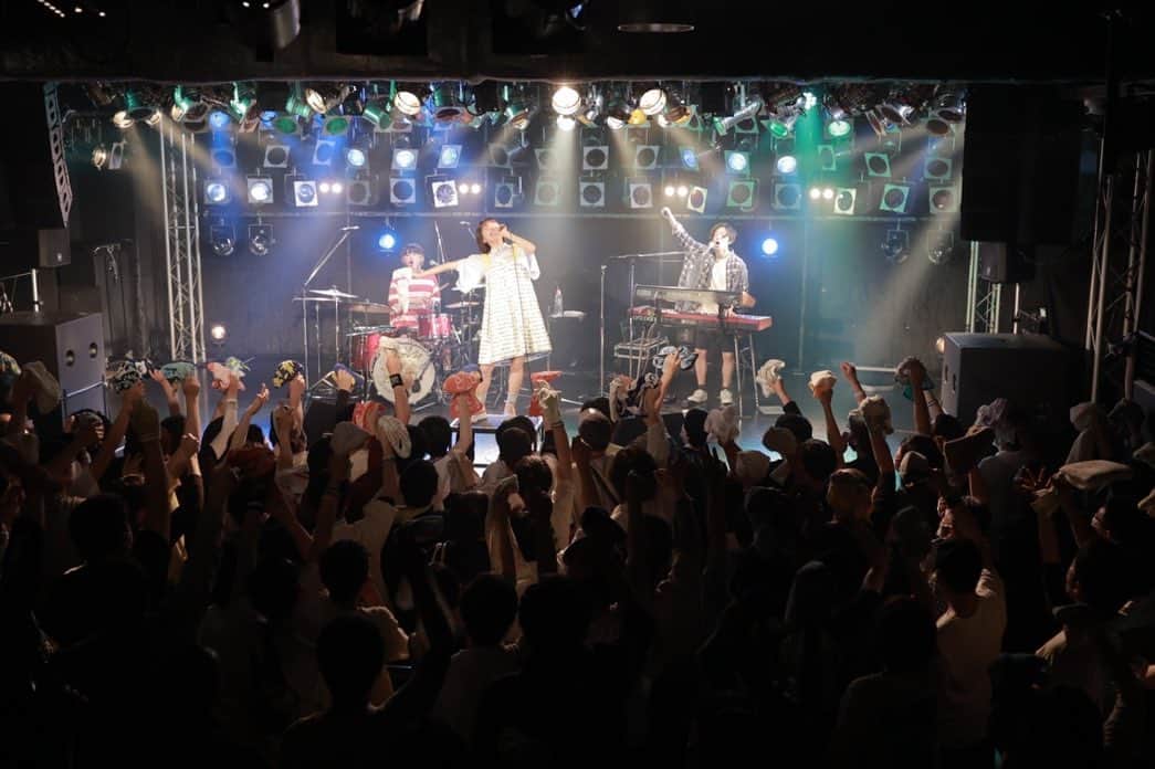 幹葉（スピラ・スピカ）のインスタグラム：「#ぎゅっとずっとツアー 🍴 2本目 名古屋ell.FITSALL アッチアチの夜を本当にありがとう😚🔥」