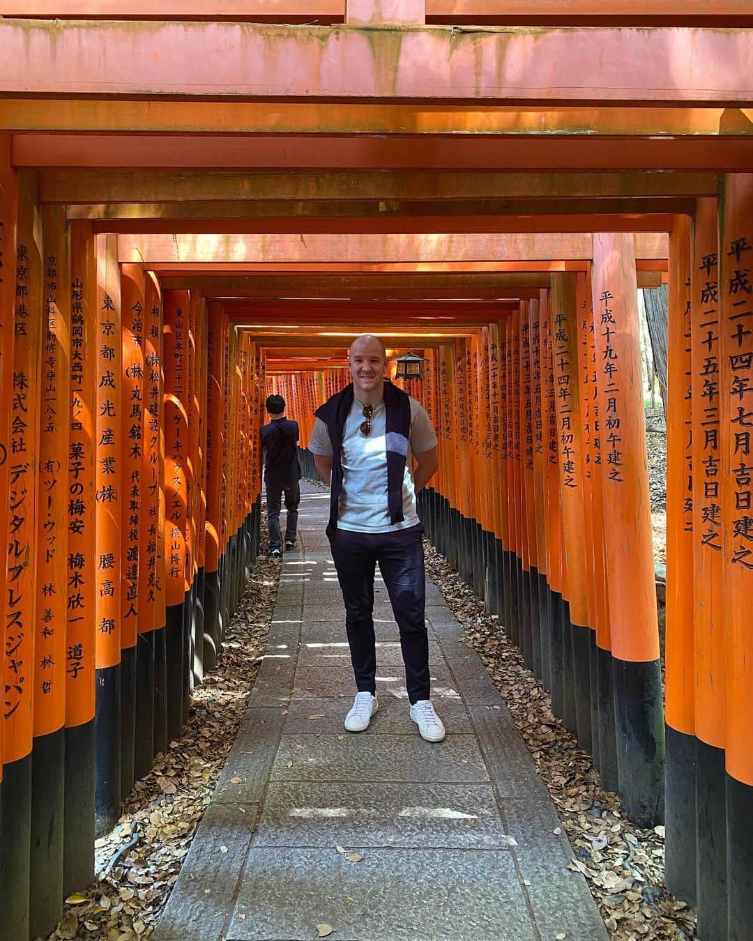 フィリップ・センデロスのインスタグラム：「Visiting Kyoto 🇯🇵🫶🏻」