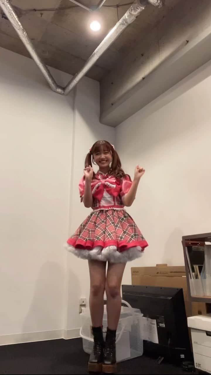 北島萌加のインスタグラム：「最強アイドルなります🎤💗古参募集！！！！  #もえちゃぽ #アイドル #PureGi #ぷれっぢ #pink #ピンク #03 #🎀」