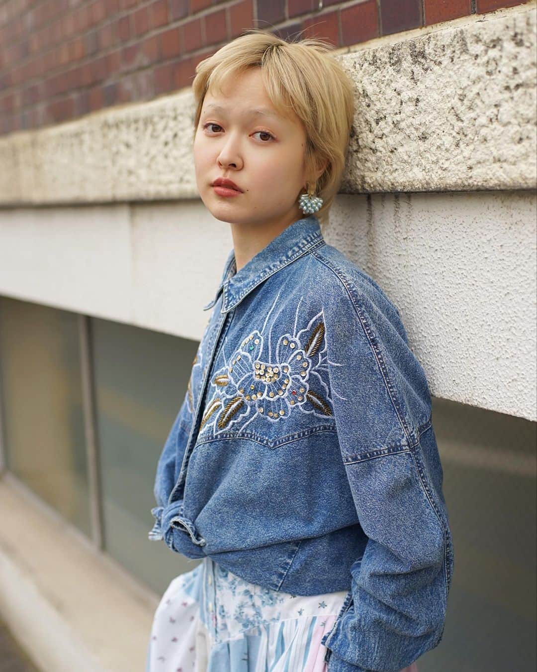 PUNK CAKEのインスタグラム：「☀️new arrival ☀️ ☑︎ chemical denim embroidery shirt【SOLD】 ☑︎ patchwork style flower long skirt【SOLD】  Now on sale ➡︎ ONLINE STORE  model / @momooka_koyoi」