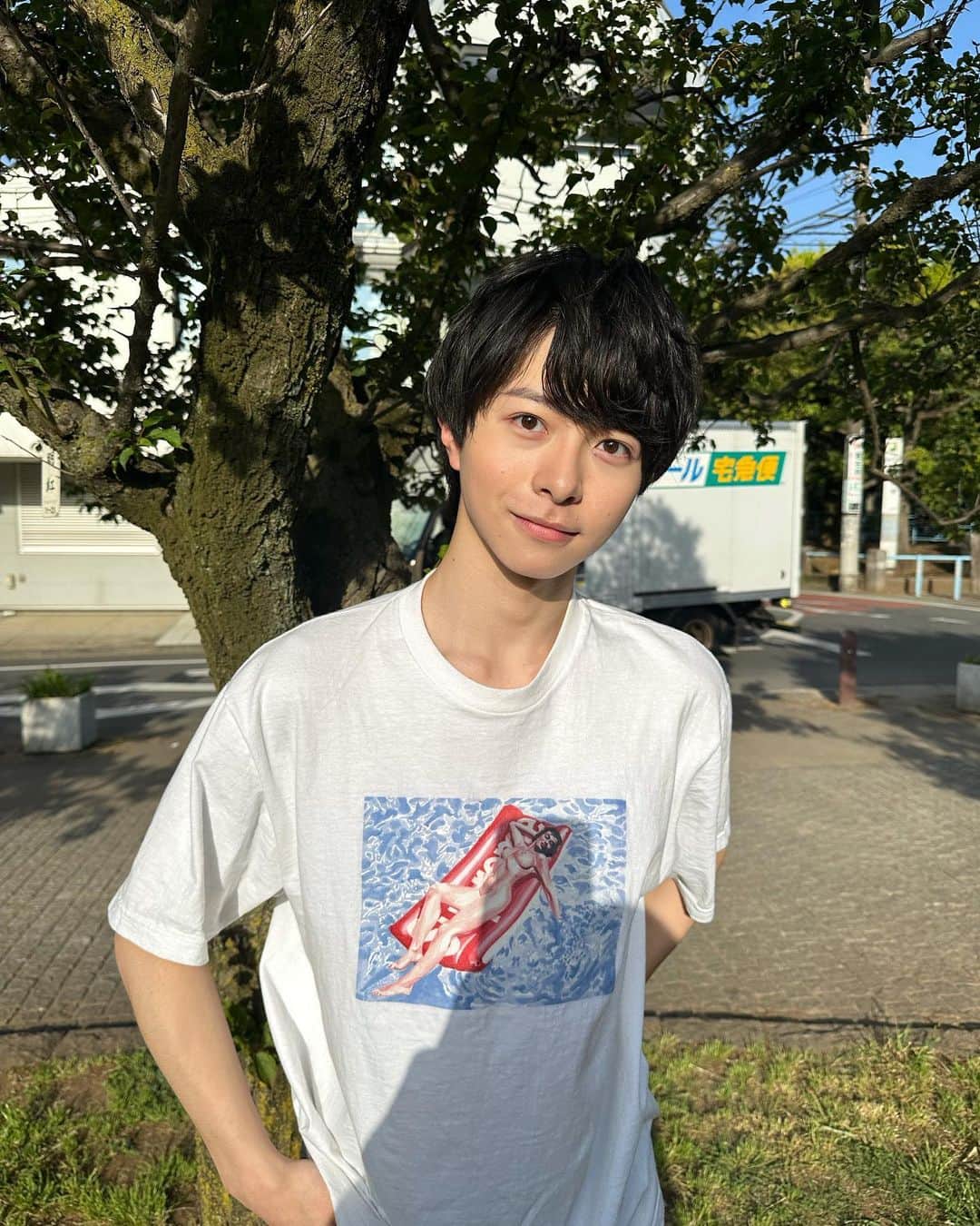 松本仁のインスタグラム：「天気良くて半袖🌈ᵕ̈」