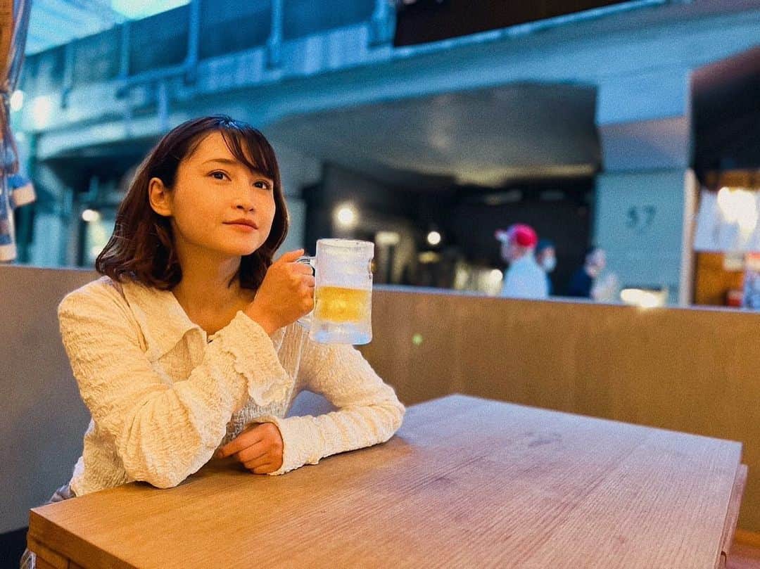 森岡朋奈さんのインスタグラム写真 - (森岡朋奈Instagram)「#ビール #テラス席  最高」4月23日 20時45分 - morioka_tomona