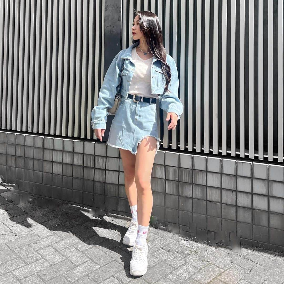 𝑀𝑎𝑘𝑖𝑀𝑖𝑘𝑢さんのインスタグラム写真 - (𝑀𝑎𝑘𝑖𝑀𝑖𝑘𝑢Instagram)「denim 🍥  #denim #デニムコーデ #デニムパンツ #デニムパンツコーデ #セットアップ #セットアップコーデ #セットアップスタイル #デニムオンデニム#韓国ファッション #韓国コーデ #韓国コーディネート #韓国ファッション通販  #韓国ファッションコーデ  #韓国ファッション好きな人と繋がりたい  #韓国ファッション通販サイト  #韓国ファッションサイト  #韓国ファッションブランド #韓国コーディ #韓国ブランド #韓国ストリート #韓国ストリートファッション #韓国ストリートコーデ #韓国通販 #韓国通販サイト #激安通販 #韓国ファッションコーデ#韓国ヘアスタイル #韓国ヘアー #韓国ヘアケア  #プチプラ高見えコーデ#中華メイク #韓国ファッション」4月23日 20時49分 - makimiku001