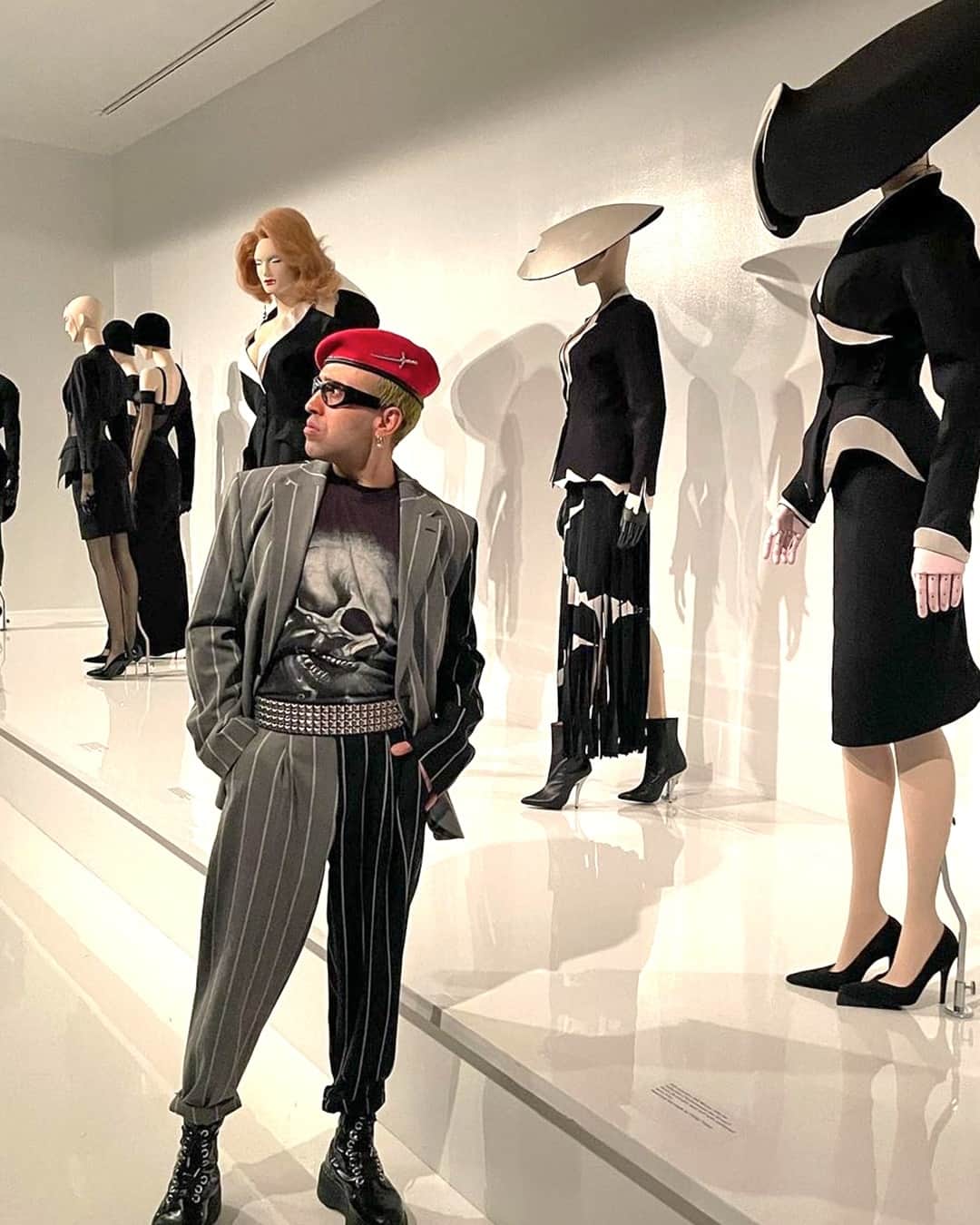 ブルックリン美術館さんのインスタグラム写真 - (ブルックリン美術館Instagram)「Only two weeks left to see Thierry Mugler: Couturissime! 💥⁠ ⁠ We’ve added extended hours May 5 through May 7, to ensure you can explore the iconic designer's timeless fashion creations before it comes to a close! Plan your visit at the link in our bio and share your experience with us using #MyBkM.⁠ ⁠ 📷 @thedaviddh, @thepinillosshow, @teff.cb, @yogiyamaguchii, @jaime_jupiter, @peregrinus.solus, @luhmbersnatch⁠ ⁠ #Couturissime #ThierryMuglerBkM #BrooklynMuseum #ThierryMugler #Mugler⁠」4月23日 21時00分 - brooklynmuseum