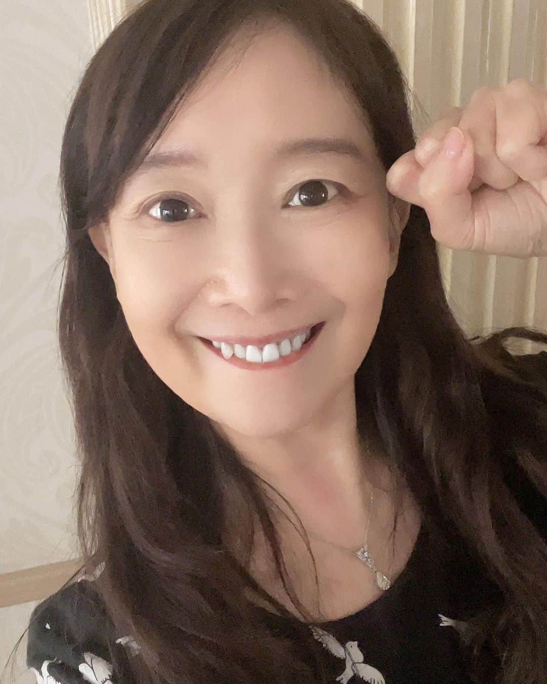 アグネス・チャンのインスタグラム：「荷造り完了。明日東京へ！」