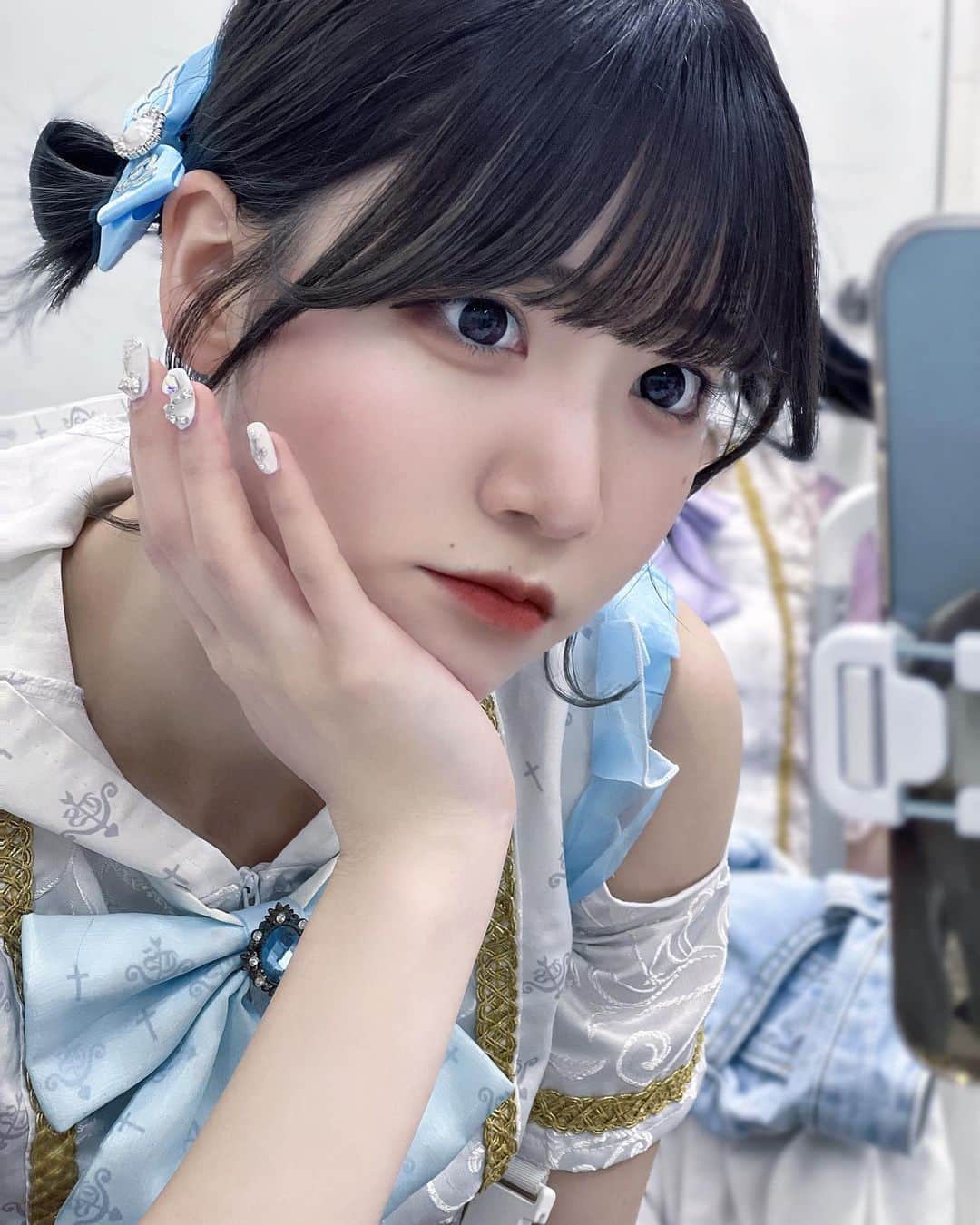 牧乃めいのインスタグラム：「私だけじゃなきゃ嫌なの  自分に自信がないんだもん  #粉我 #japaneseidol #idol #被写体 #被写体モデル  #被写体になります #ファインダー越しの私の世界 #撮影会 #アイドル  #自撮り界隈 #selfie #lfl #サブカル #likeforlike #いいね返しは絶対 #いいね返し #インナーカラー #model #地下アイドル #水色担当 #ootd #おしゃれさんと繋がりたい #ゴテゴテネイル  #ボブ #ミニボブ #좋아요 #맞팔 #ストリートファッション」