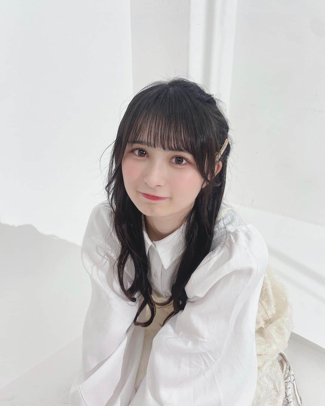 のインスタグラム：「まっしろな空間が大好き🕊🤍」