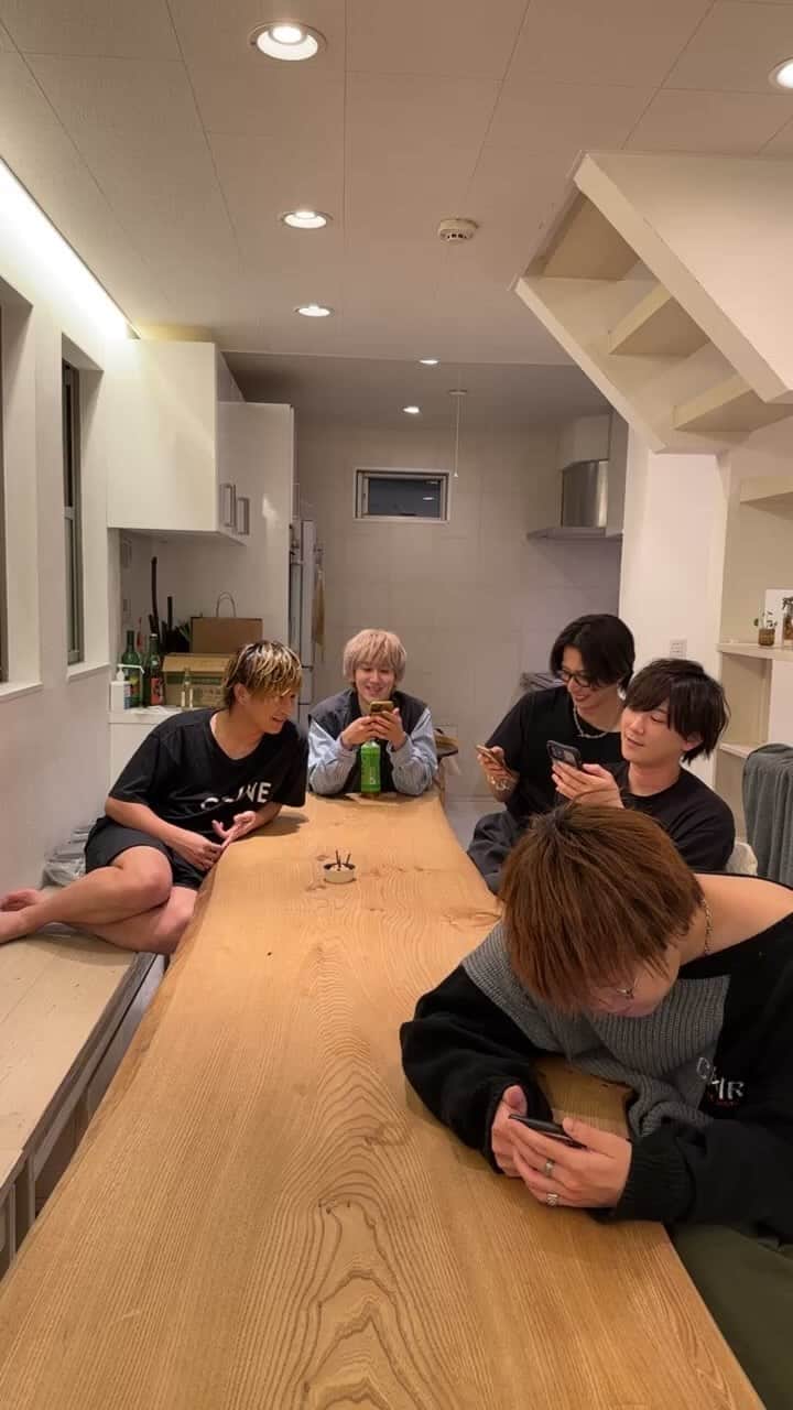のインスタグラム：「｢CUBERS CRAZY“2”｣第一弾Day5生配信🏡 #CUBERS #クレイジーCUBERS2」