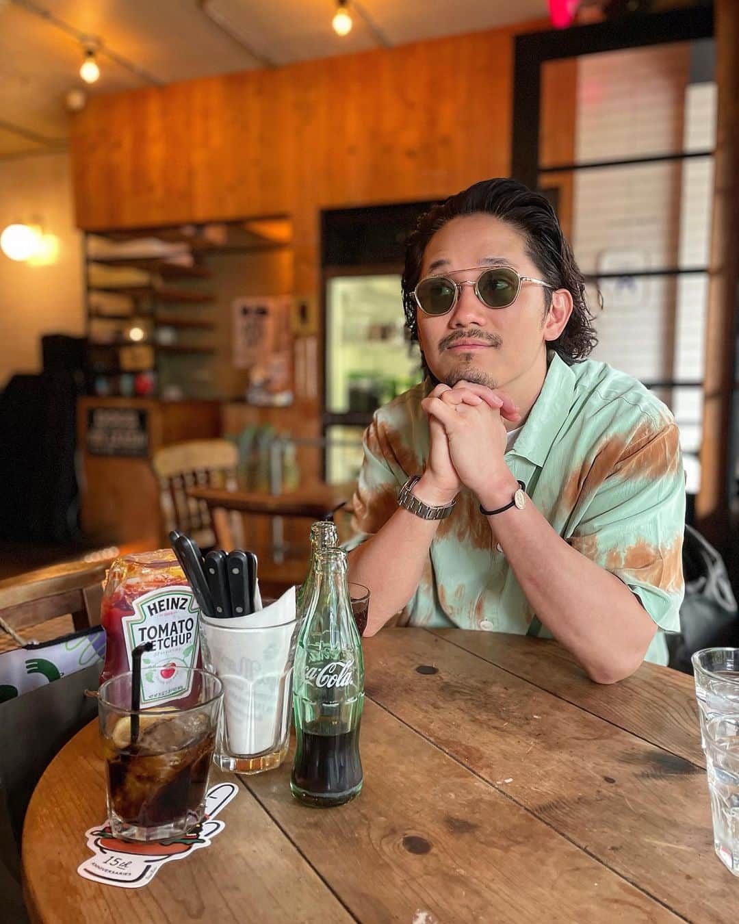 宮城大樹さんのインスタグラム写真 - (宮城大樹Instagram)「ハンバーガーまだかな〜？の顔。」4月23日 21時30分 - dykinman