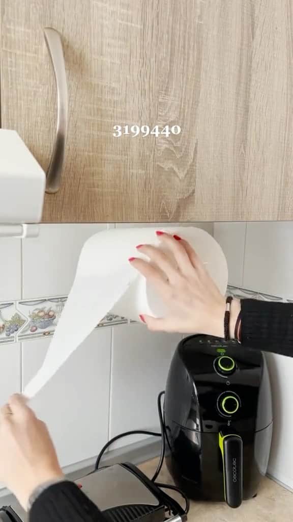 SHEINのインスタグラム：「Which SHEIN HOME items would take your spring cleaning to a whole new level? 🧼✨🌿 @susanabravo99  🔎3199440 13129334 11043858 11771179 9806199 12519202 12491993  #SHEIN #SHEINforAll #SHEINstyle #fashion #chic #OOTD」