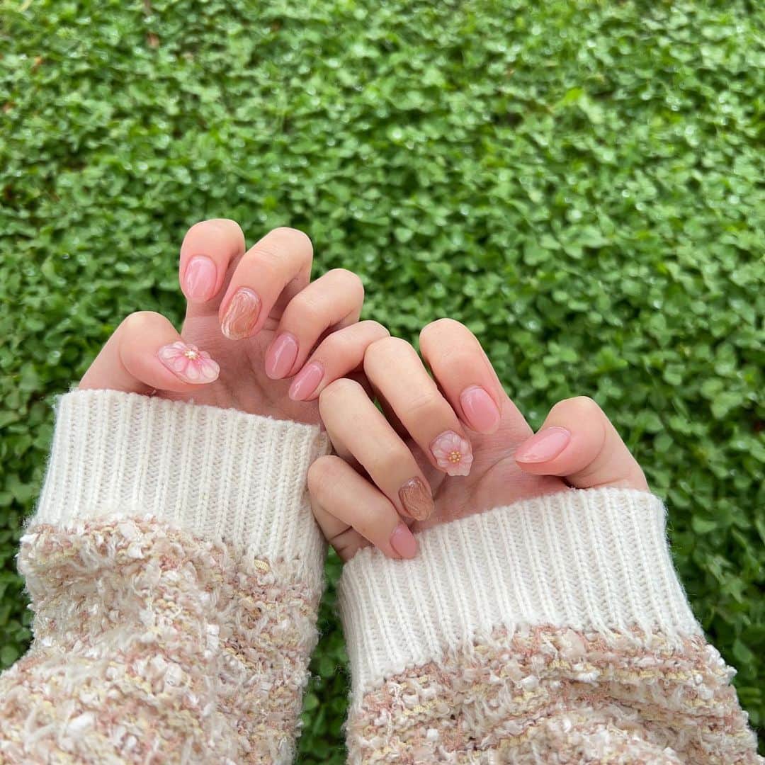 今井陽菜さんのインスタグラム写真 - (今井陽菜Instagram)「𝒩ℯ𝓌 𝓃𝒶𝒾𝓁💅🏻🌸 ・ ・ ・ #ネイルデザイン #春ネイル  #春 #お花ネイル  #桜ネイル #ピンクネイル #ジェルネイル」4月23日 21時51分 - haruna__imai