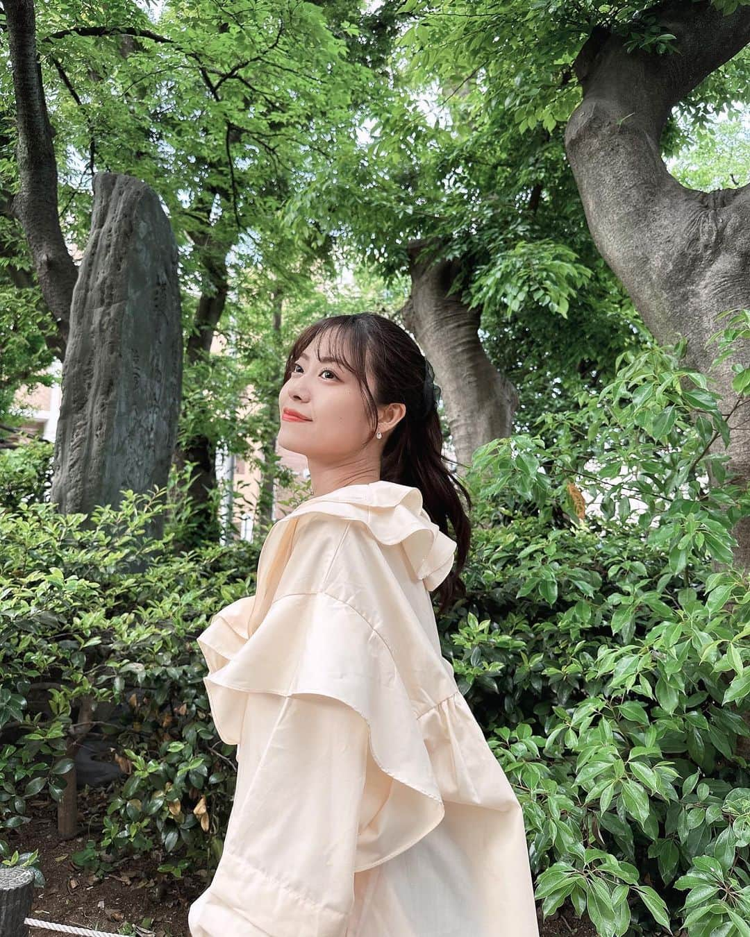 松岡美沙さんのインスタグラム写真 - (松岡美沙Instagram)「🌿 . . 公園で森林浴~🌱 . . . #森林浴 #🌿 #公園 #公園コーデ #ootd #ブラウスコーデ #ワンピースコーデ #ブラウス #ワンピース #スタバ #スターバックス #メロンフラペチーノ #🍈 #tokyo  #japan🇯🇵 #おしゃれさんと繋がりたい #ファッション #可愛い」4月23日 22時02分 - matsumisa1129