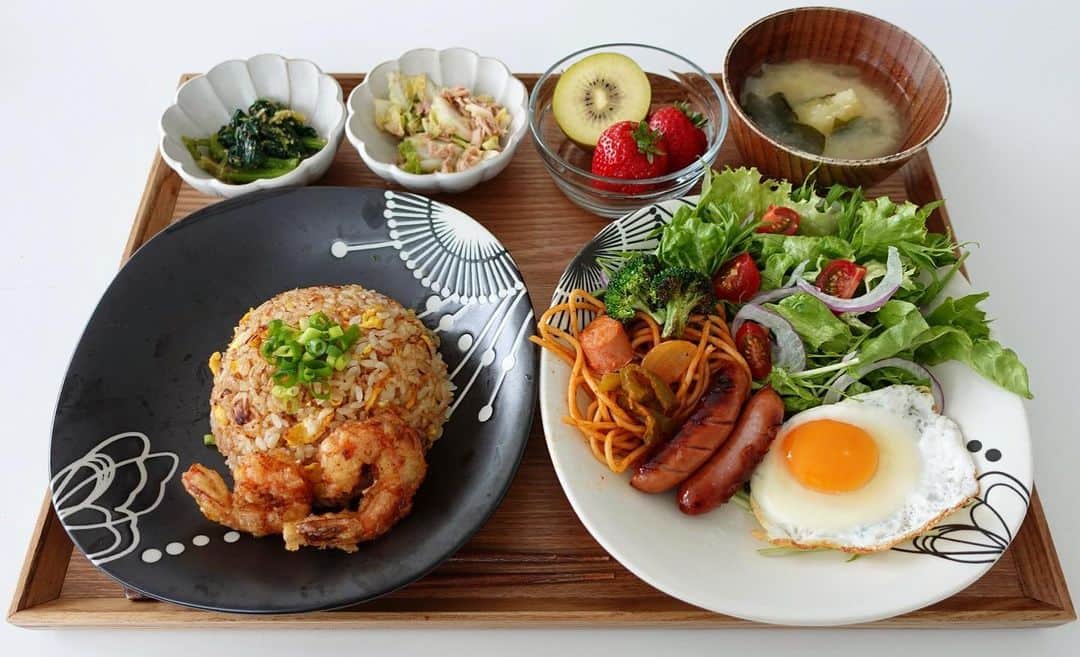 のインスタグラム：「がっつり朝ごはん🥄 ° #おうちごはん #おうちご飯  #ご飯記録 #手料理 #手料理グラム #料理 #料理好きな人と繋がりたい #ご飯 #朝ごはん #breakfast #ブランチ #branch #朝ごはんの記録  #夜ご飯 #dinner #夜ご飯記録 #ディナー #洋食 #ばんごはん #晩ごはん #晩御飯 #japanesefood #japanese #自炊 #自炊記録 #自炊女子」