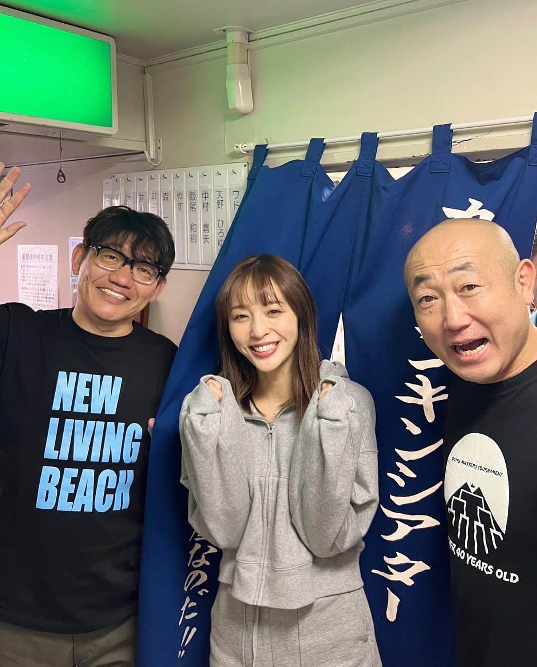 神部美咲のインスタグラム：「#カンコンキンシアター 3日目💓  本日2回公演！ ありがとうございました😊❣️  いっぱい寝ます😪  今日は#ずん のお二人と🙇‍♀️❣️」