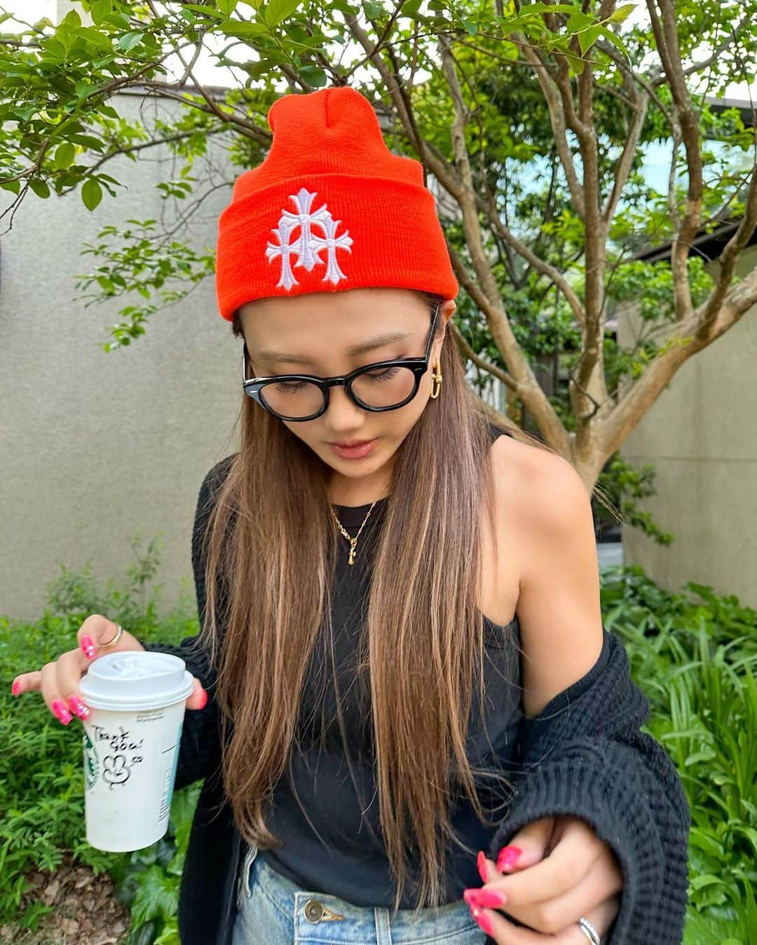 又来綾さんのインスタグラム写真 - (又来綾Instagram)「"🧡" cap/outer @chromeheartsofficial  tops/denim @searoomlynn_official  bag @chanelofficial  eye wear @oliverpeoples」4月23日 22時16分 - matarai_aya