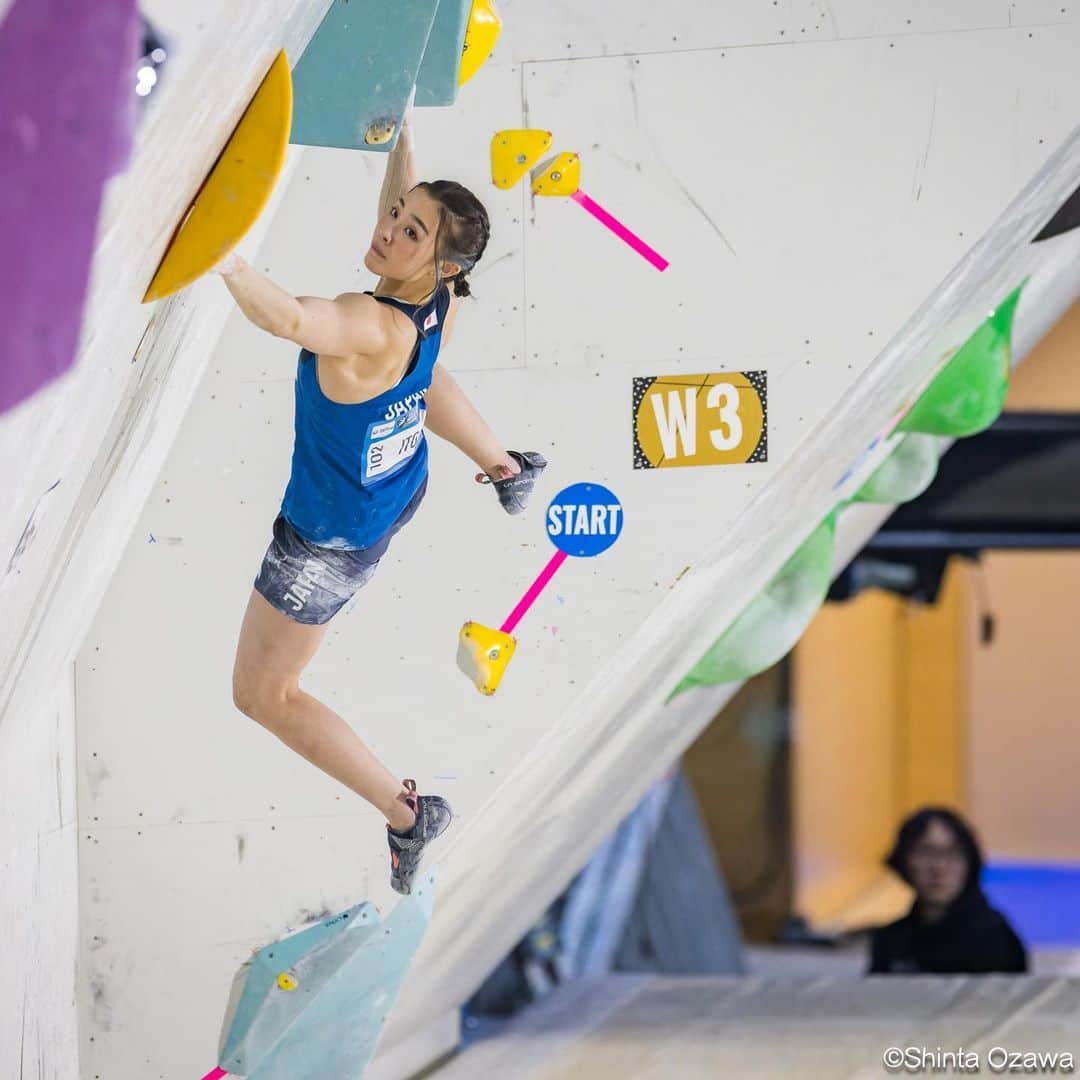 伊藤ふたばのインスタグラム：「First BWC of this season was over all too soon🇯🇵 It's frustrating that I wasn't able to give a good performance because little by little something didn't mesh. But next time I will do my best, believing that good results are waiting for me❤️‍🔥 Thank you for your support🫶🏻  今シーズン初戦のワールドカップは日本での開催でしたが、決勝に進むことが出来ずとても悔しいです。。。 普段は海外でのワールドカップにはなかなか見に来られない、両親を始め、サポートしてくださっている方々の前で決勝に残っていいパフォーマンスをしたかった😭 でもこんなもんじゃないぞってところを見せられるように次も頑張ります💪🏻❤️‍🔥  会場まで足を運んで応援してくださった皆さんも、画面越しに応援してくださった皆さんもありがとうございました🥰❤️🫶🏻💕🙏🏻  photo by @shintaozawa  @denso_official @thenorthfacejp @lasportivajp @newerajapan @tokyopowder @newhale_japan @thestonesession #jazzysport #岩泉ヨーグルト」