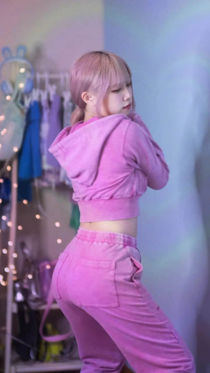 のインスタグラム：「ㅤㅤㅤㅤㅤㅤㅤㅤㅤㅤㅤㅤㅤ @xgirljp 🎀♡ セットアップかあいいㅤㅤㅤㅤㅤㅤㅤㅤㅤㅤㅤㅤㅤ ㅤㅤㅤㅤㅤㅤㅤㅤㅤㅤㅤㅤㅤ  #reels #reelsinstagram #ootd #ootdfashion」