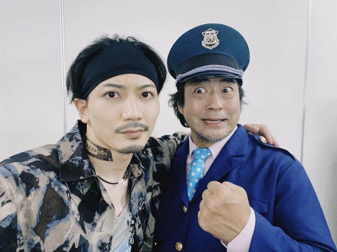 縣豪紀さんのインスタグラム写真 - (縣豪紀Instagram)「舞台「#年金未納者ミャーキ」 無事に千秋楽終えることができました。 ご来場頂いた皆様、そして応援して下さった皆様誠にありがとうございました。  新田として生きれたこと本当に嬉しく思います！ これからも皆のハートをテイクダウン!!!!! ありがとうございました！！！」4月23日 22時54分 - agata_christy53