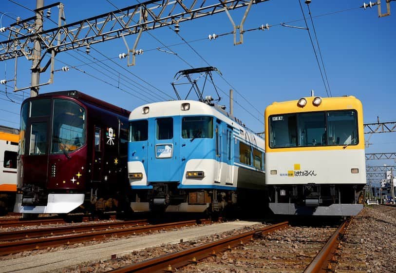おもちゃんねるんのインスタグラム：「先日開催された近鉄電車まつりに息子と行ってきました！ 入場制限なく誰でも入れたので人はかなり多かったです！ 久しぶりのこういった制限ない祭りは楽しめました👍 んでもって色んな車両も見れてよかった！ ついでに帰りに鶴橋でも収めときました👍」