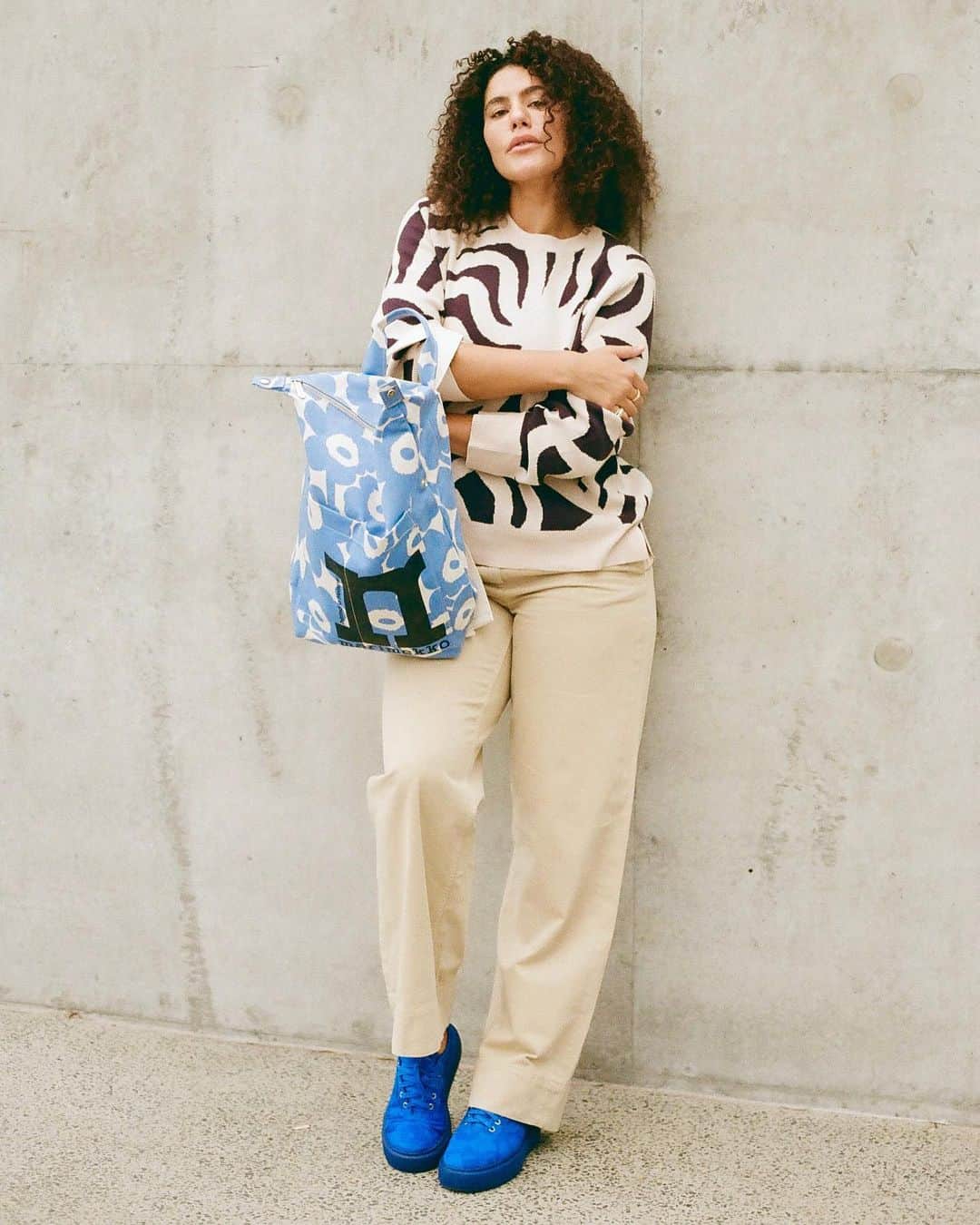 マリメッコのインスタグラム：「After reaching for darker hues in winter, it’s time to welcome spring light with color. Take a leaf from our community’s lookbook and pepper your wardrobe with mood-boosting prints. For more inspiration, explore #SS23 at marimekko.com.    #marimekko  #SS23」